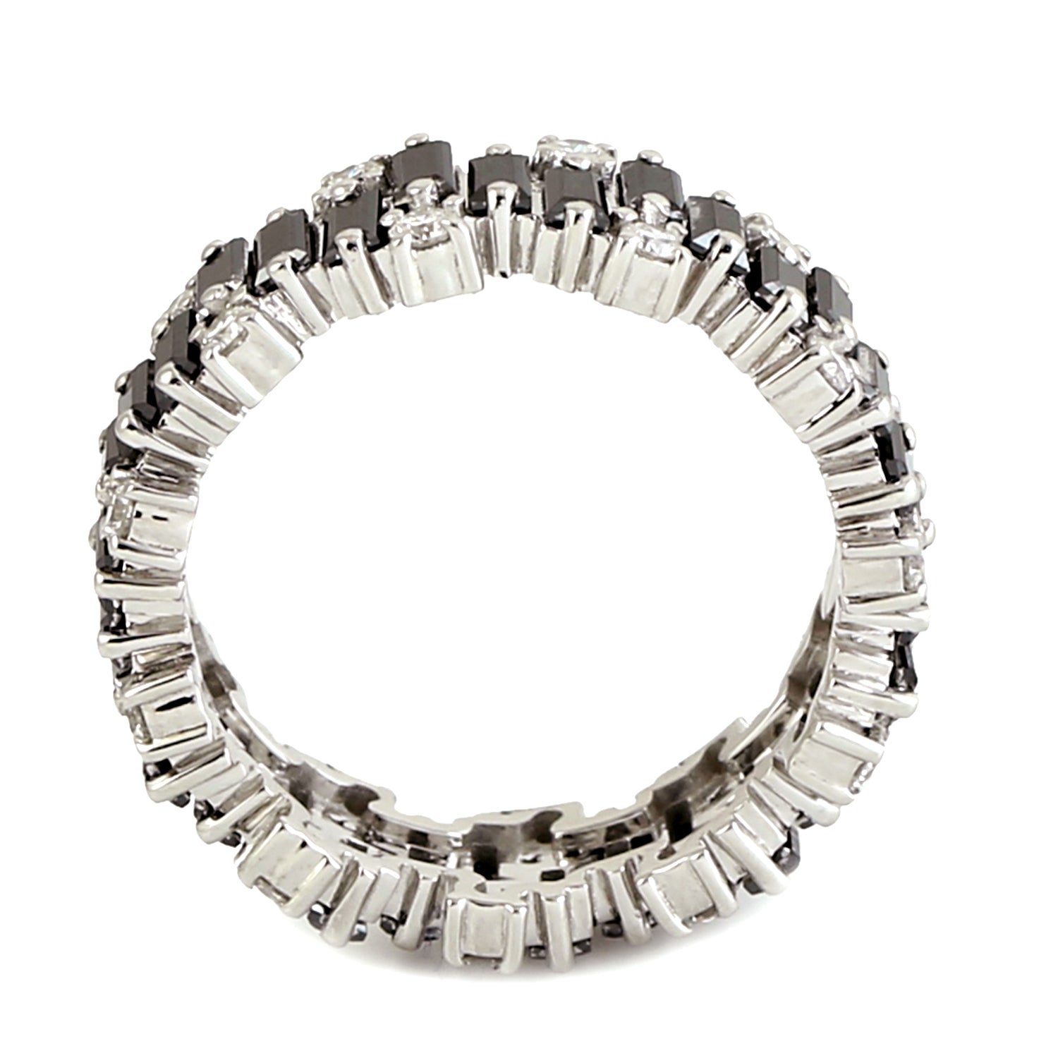 18K White Gold Baguette Cut Black & White Diamond Eternity Band Ring for Women - Perfect for Weddings, Anniversaries & Special Occasions