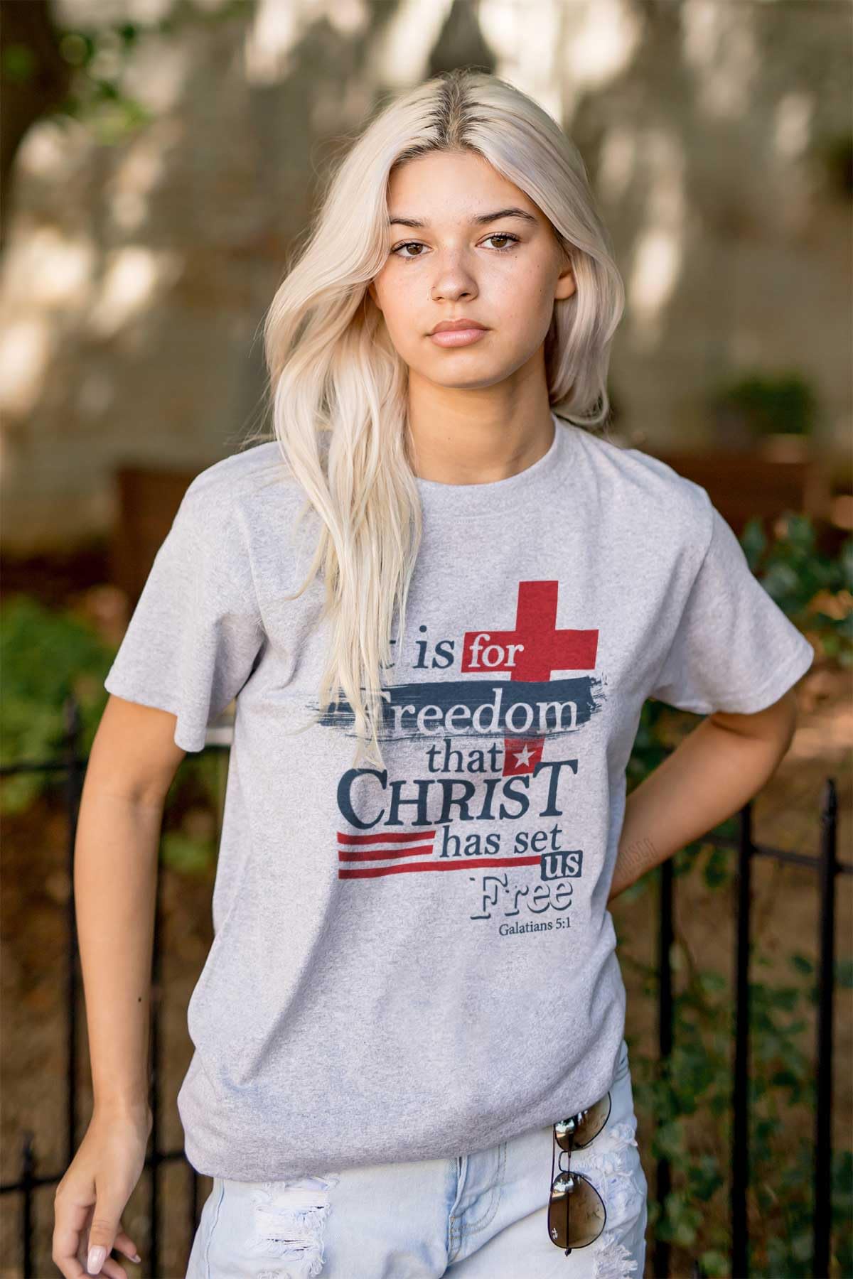 Christian for Freedom Religious Cross Graphic T-Shirt for Men & Women - Faith-Inspired Apparel for Church, Worship & Everyday Wear