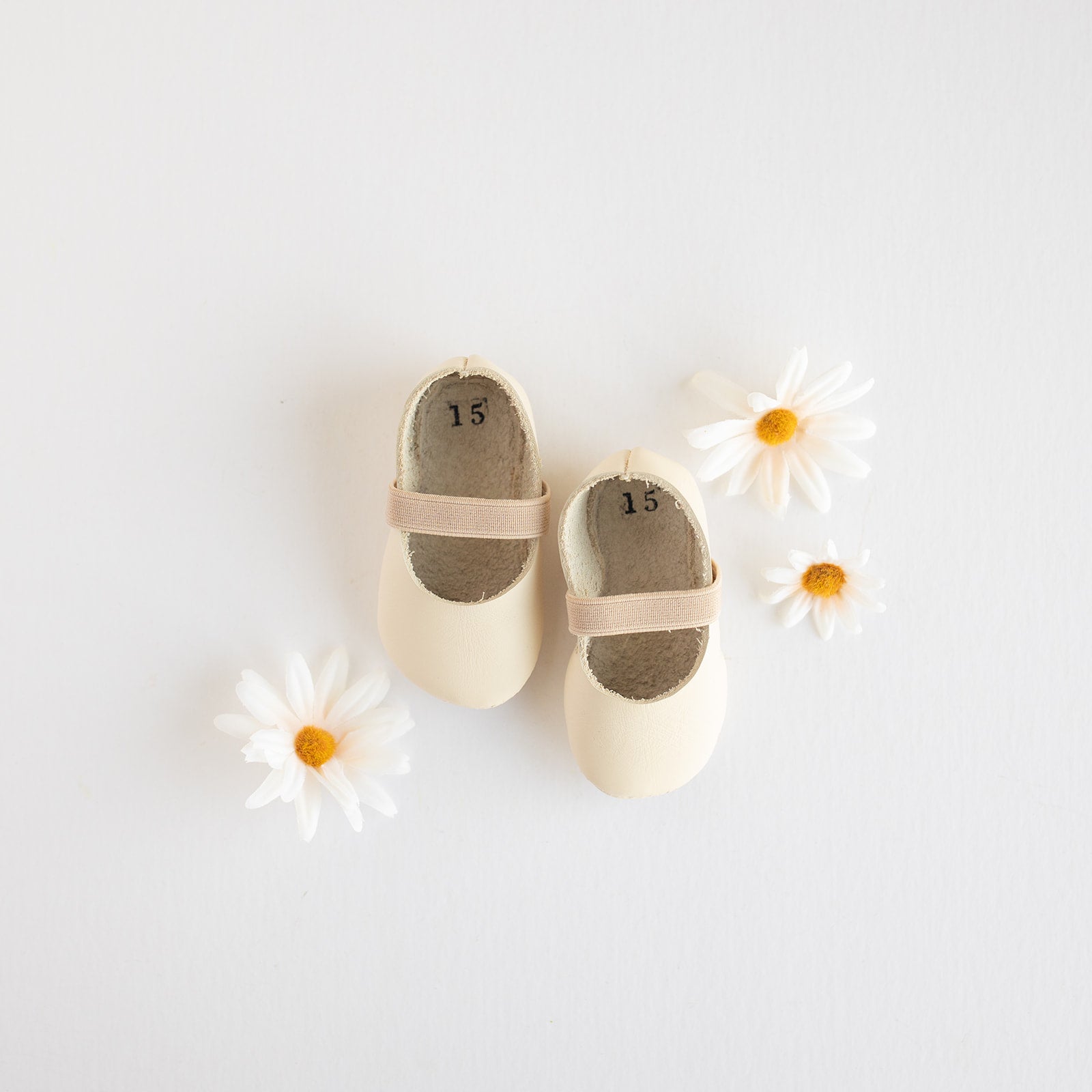 Soft-Soled Mary Jane Shoes for Girls - Comfortable & Stylish Baby First Walkers - Perfect for Everyday Wear, Parties & Special Occasions