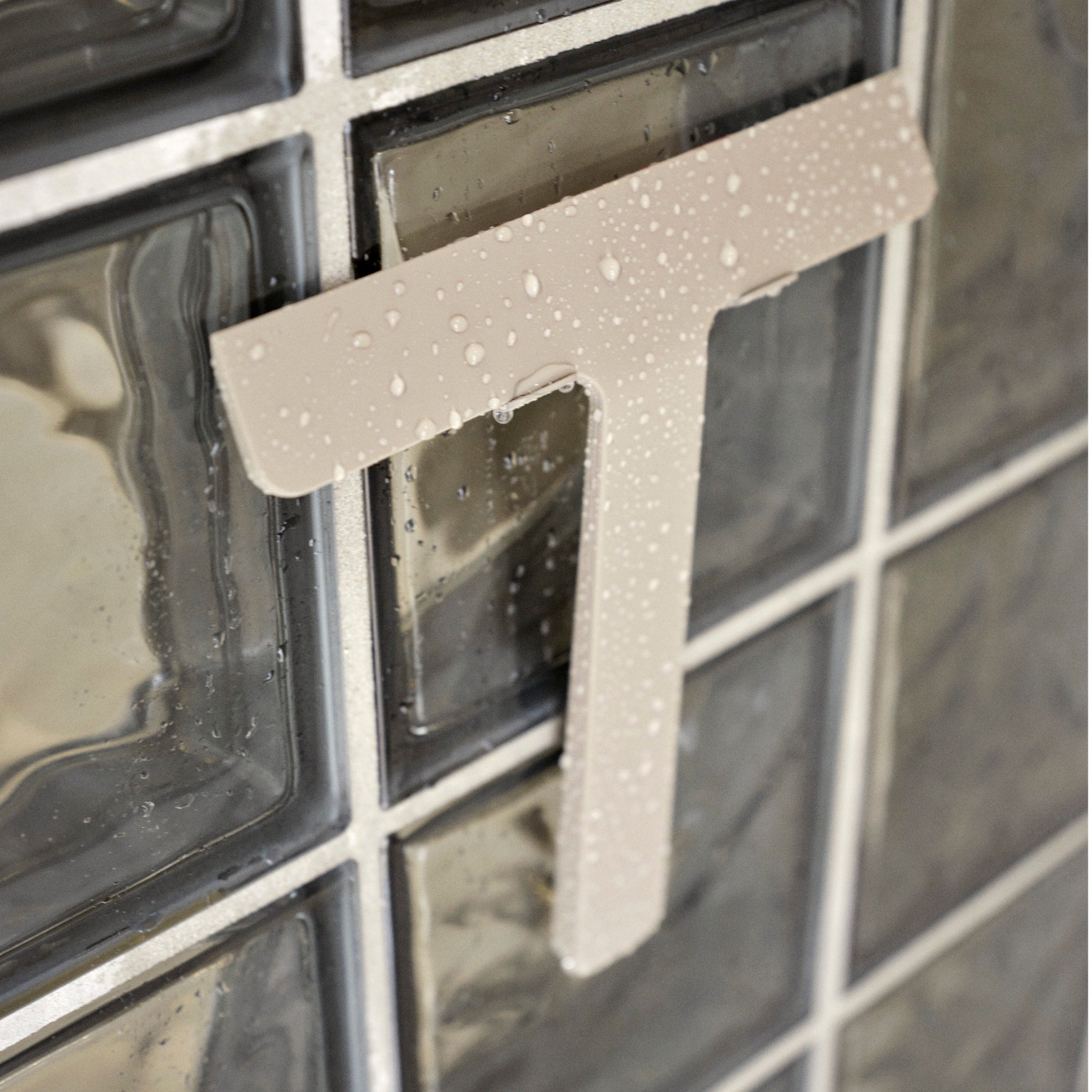 ZONE DENMARK Ume Wiper with Holder - Compact Taupe Cleaning Tool | Perfect for Kitchen, Bathroom & Car Interior Cleaning