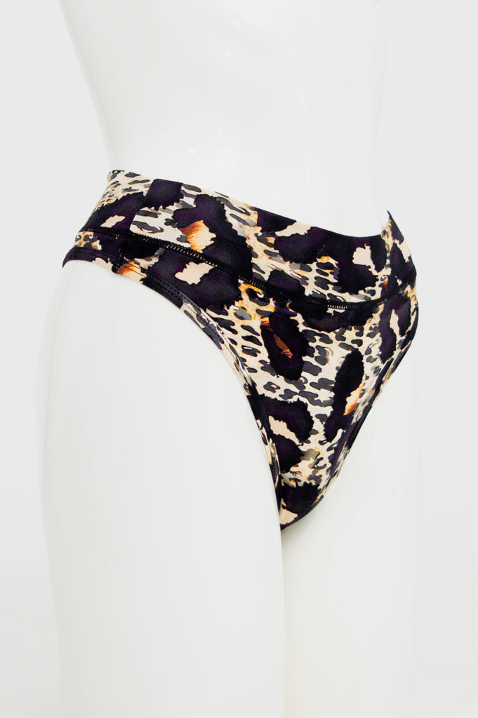 Premium Lion Print Bamboo Thong Underwear - Soft & Breathable for Women's Daily Wear, Yoga, and Lounge
