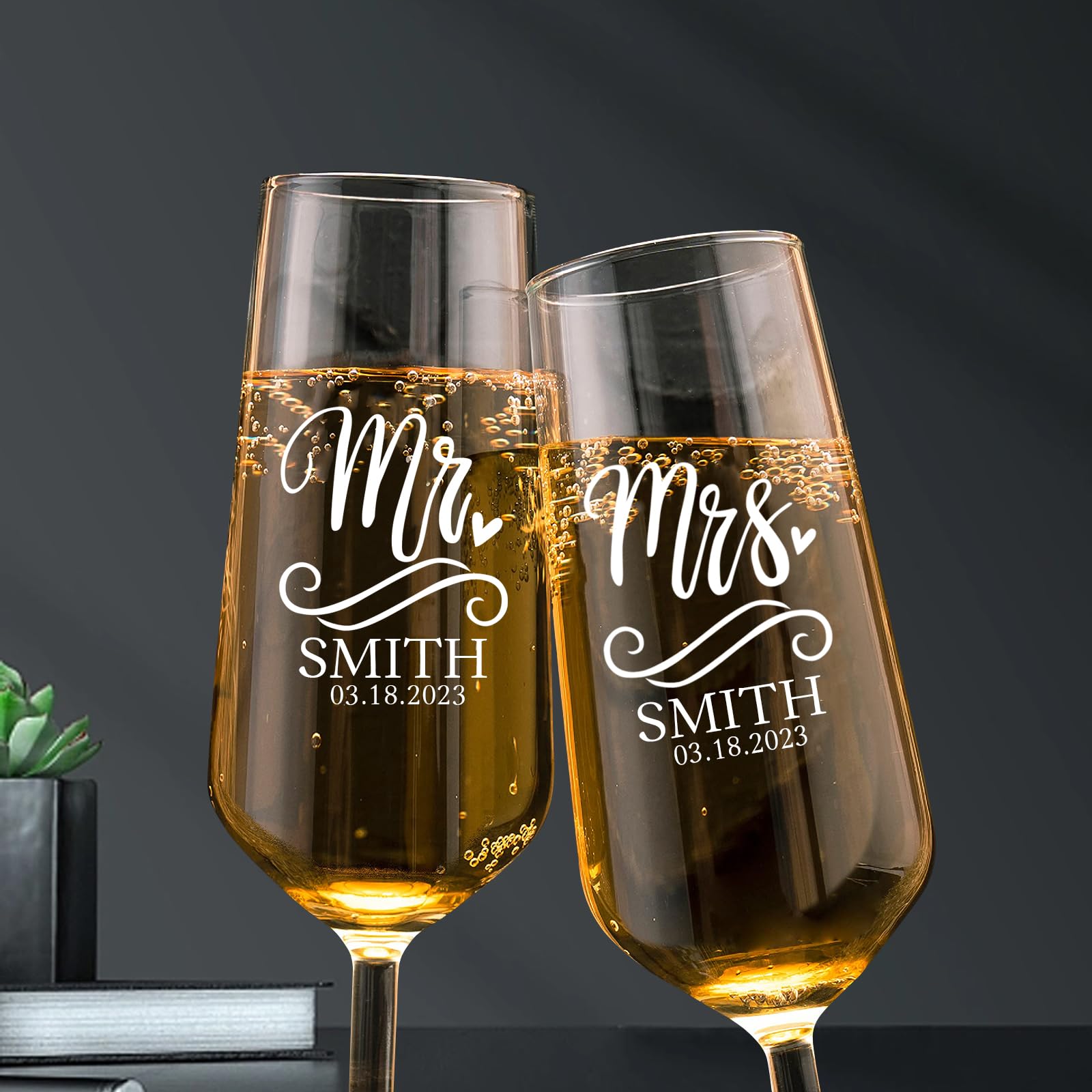 Personalized Mr & Mrs Wedding Champagne Glasses Set of 2 - Engraved Couple's Toasting Flutes with Custom Names & Date - Perfect for Engagement, Anniversary & Wedding Decor Gifts - Romantic Celebrations & Special Occasions