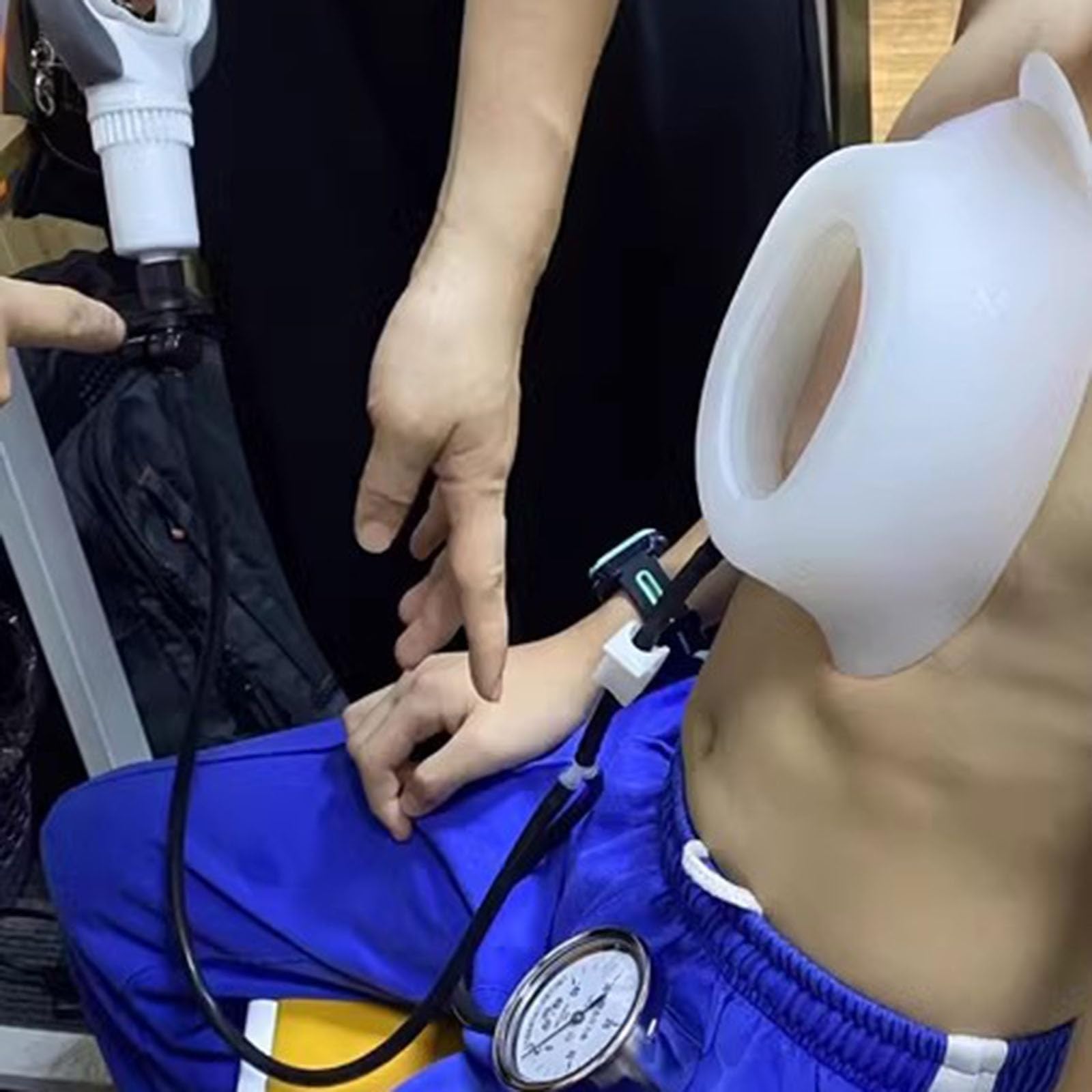 Pectus Excavatum Vacuum Bell - Adjustable Chest Brace for Pigeon Chest Correction, Washable Orthotic Support with Pressure Gauge (Large) - Ideal for Physical Therapy & Posture Improvement at Home