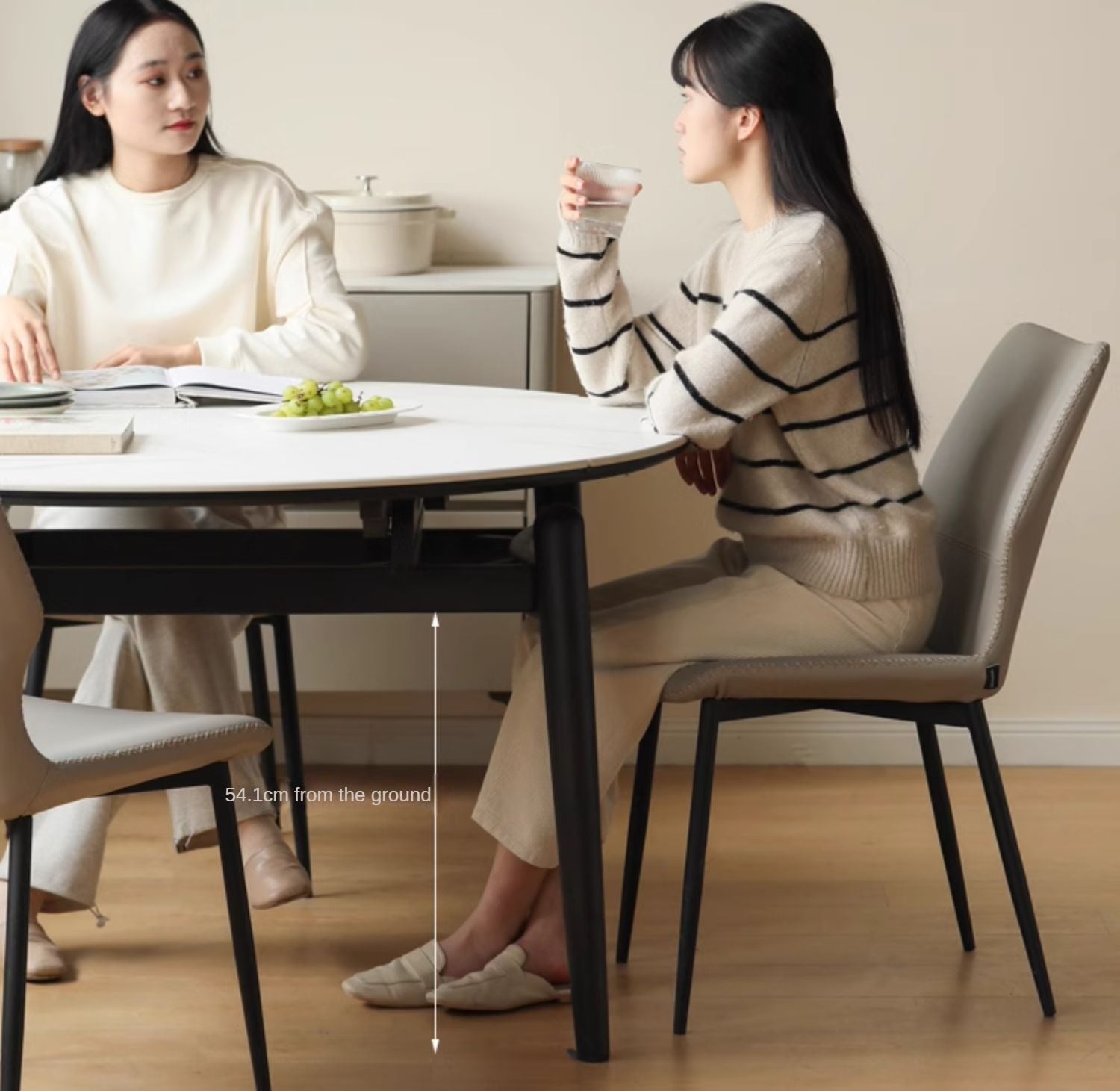 Oak Solid Wood Extendable Dining Table - Light Luxury Rock Design for Modern Home & Entertaining | Perfect for Small Spaces & Dinner Parties