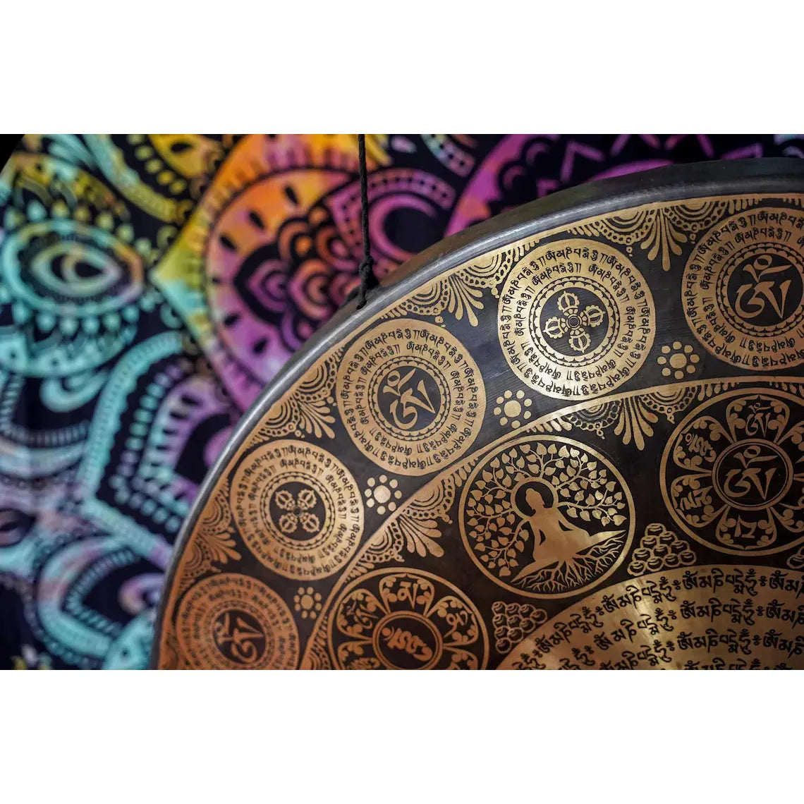 Tibetan Om Mantra Buddha Carving Gong - Handcrafted Meditation Singing Bowl for Yoga, Zen Decor & Spiritual Healing