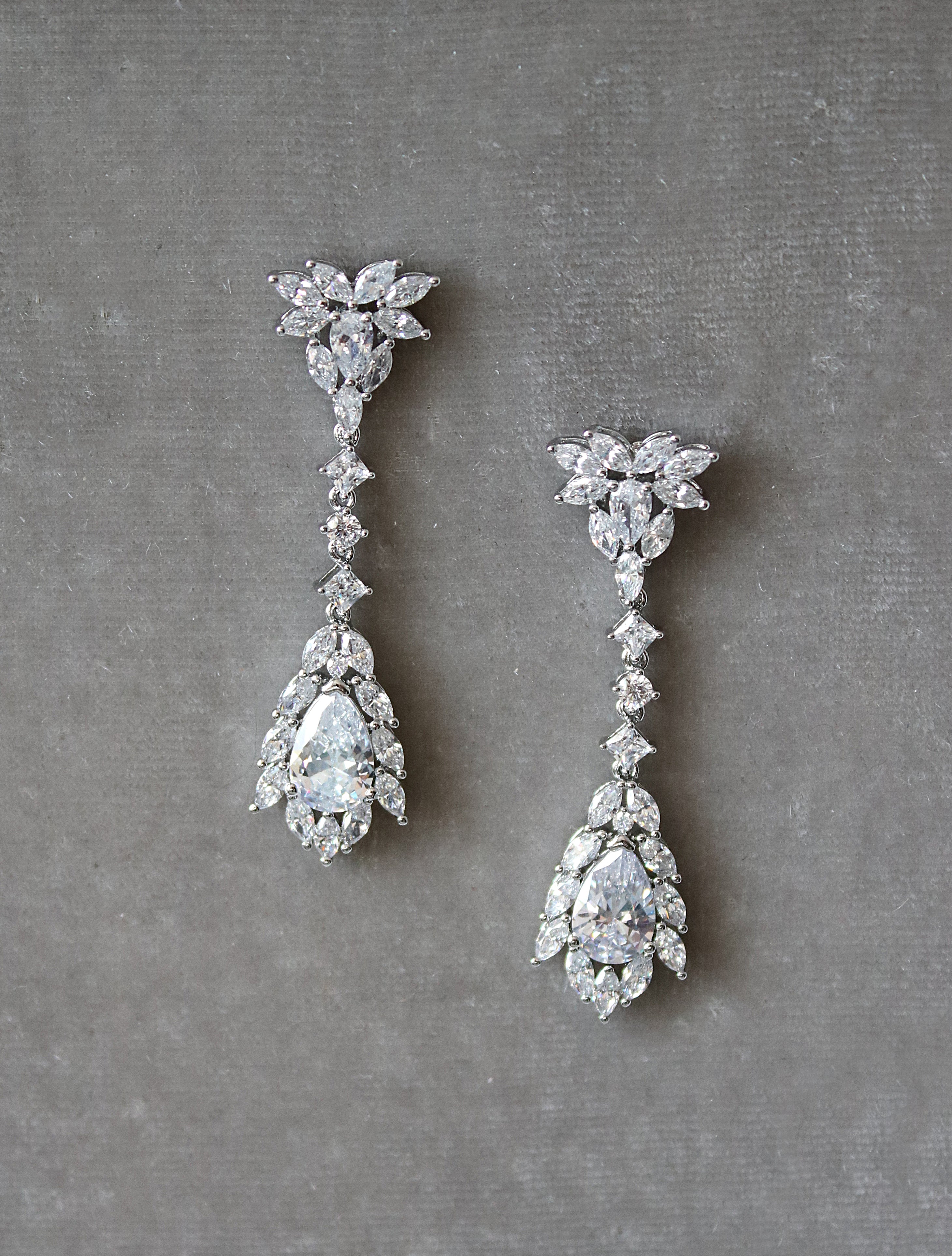 VICTORIA Simulated Diamond Drop Earrings for Women - 1.5ct Round Cut Cubic Zirconia Dangle Earrings - Hypoallergenic Sterling Silver Jewelry - Perfect for Weddings, Parties & Special Occasions