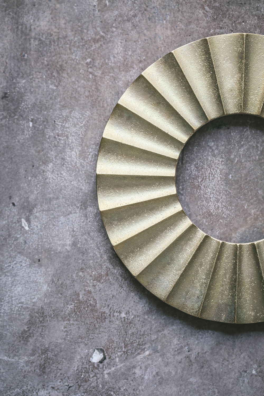 Handmade Brass Trivet with Sun Design - Heat-Resistant Kitchen Decor for Hot Pots & Pans - Perfect for Dining Tables, Countertops & Outdoor Entertaining