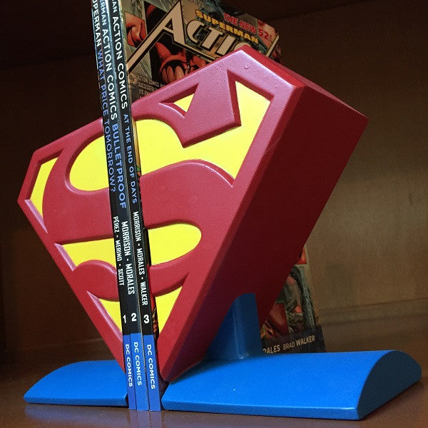 DC Comics Superman Logo Bookends - Classic Superhero Bookends for Displaying Comics, Books & Collectibles - Perfect for Home, Office & Geek Decor