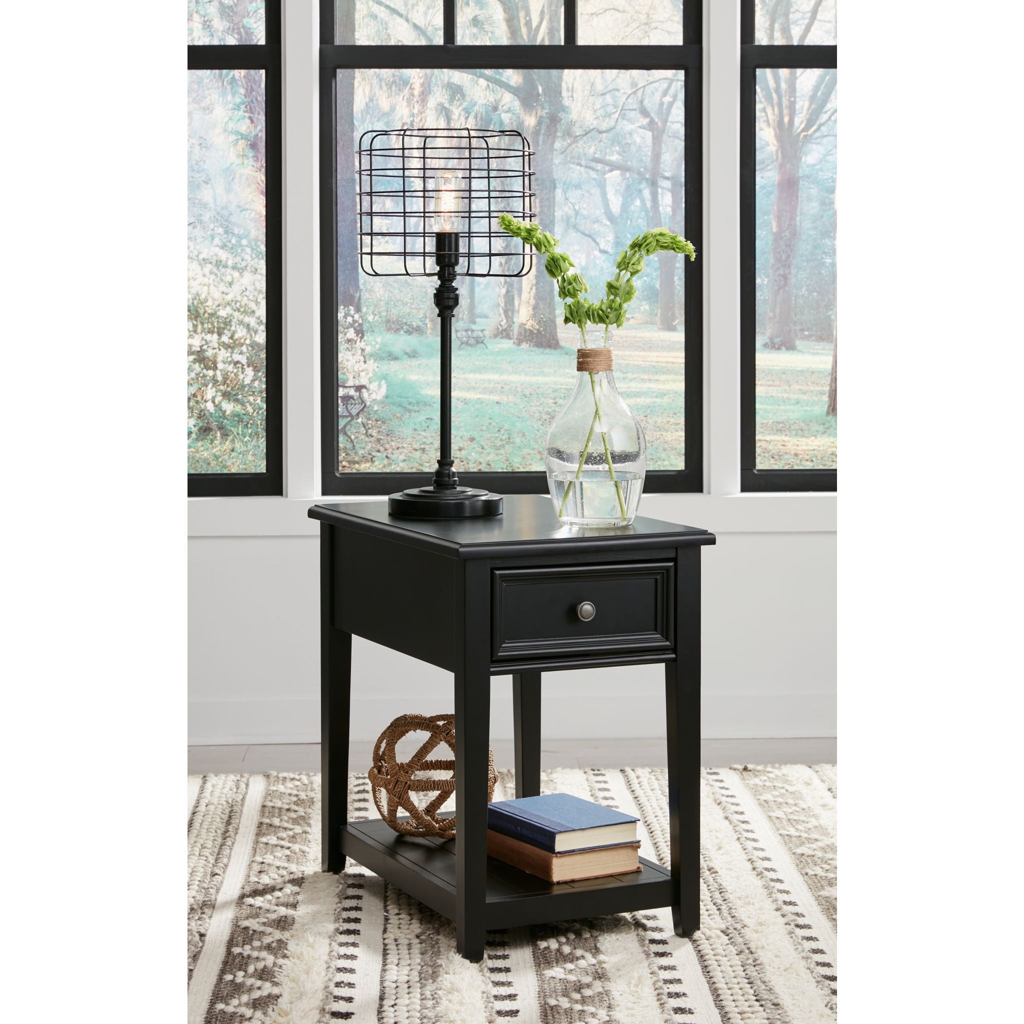 Beckincreek Modern End Table - Black Nightstand for Living Room, Bedroom, or Office - Small Side Table with Sturdy Metal Frame & Sleek Design