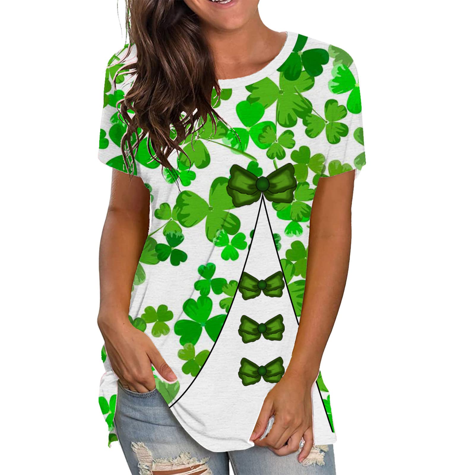 AMTF 2022 Women's St. Patrick's Day Shamrock Print Short Sleeve T-Shirt - Casual Green Top for Holiday Parties & Irish-Themed Events