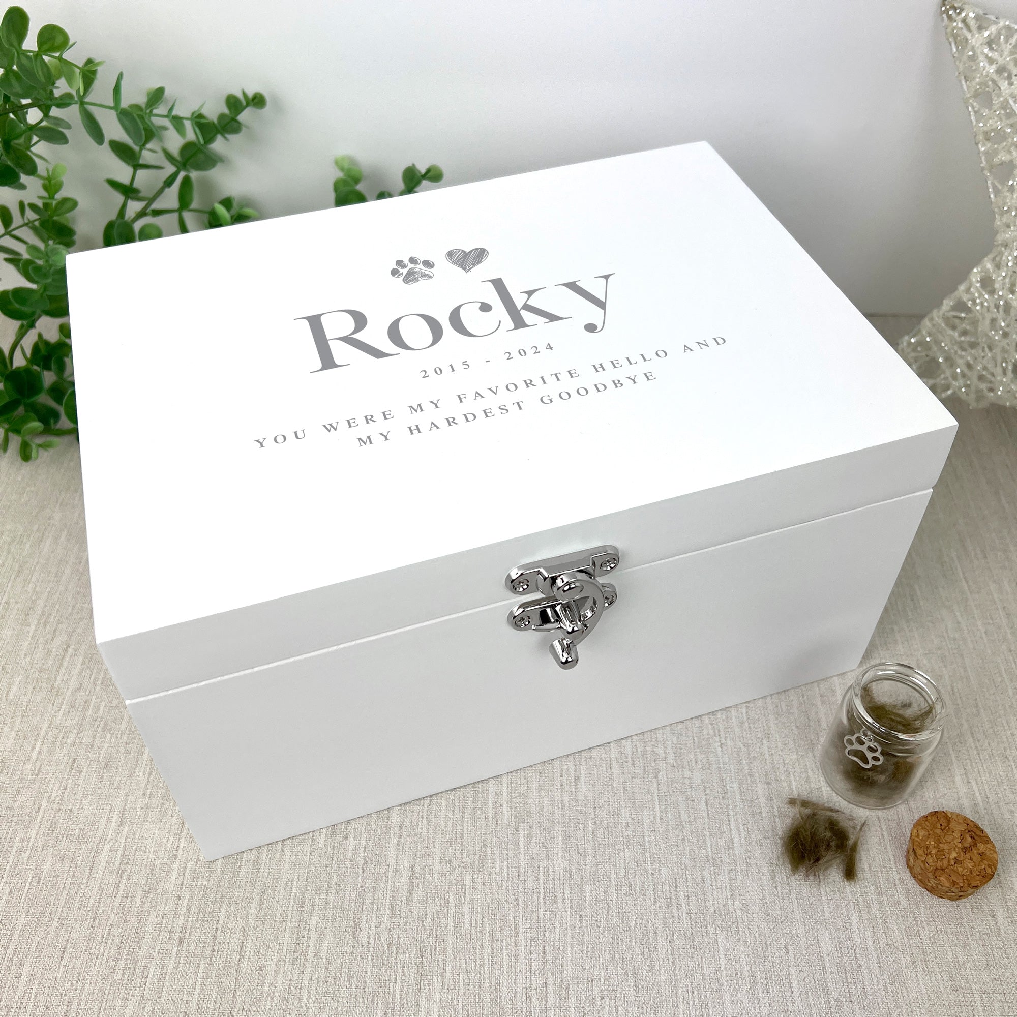 Personalized Pet Memorial Keepsake Box - Engraved White Wooden Urn for Ashes with 3 Size Options (22cm, 27cm, 30cm) - Perfect for Honoring Beloved Dogs, Cats & Pets at Home or Memorial Services