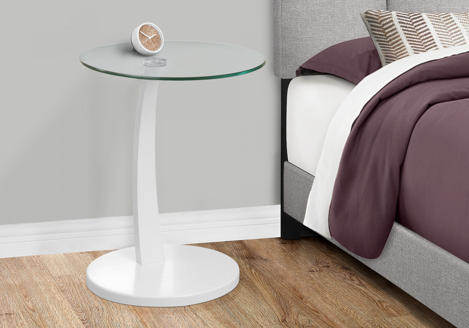 Modern White Arell Side Table - Nightstand, Living Room Accent Table, Bedside End Table for Small Spaces - Perfect for Bedrooms, Apartments & Dorm Rooms