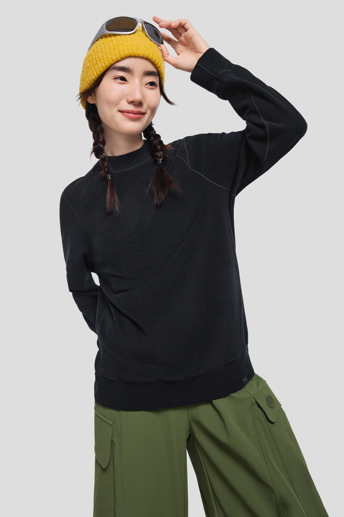 Cozy Fleece Women's Relaxed Mid Warmth Mock Neck Top - Soft Winter Layering Shirt for Casual Wear & Outdoor Activities