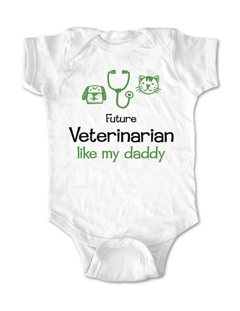 Adorable Future Veterinarian Baby Bodysuit - Cute Pregnancy Announcement Gift for Animal Lovers - Perfect for Newborn Photos & Daddy's Little Helper