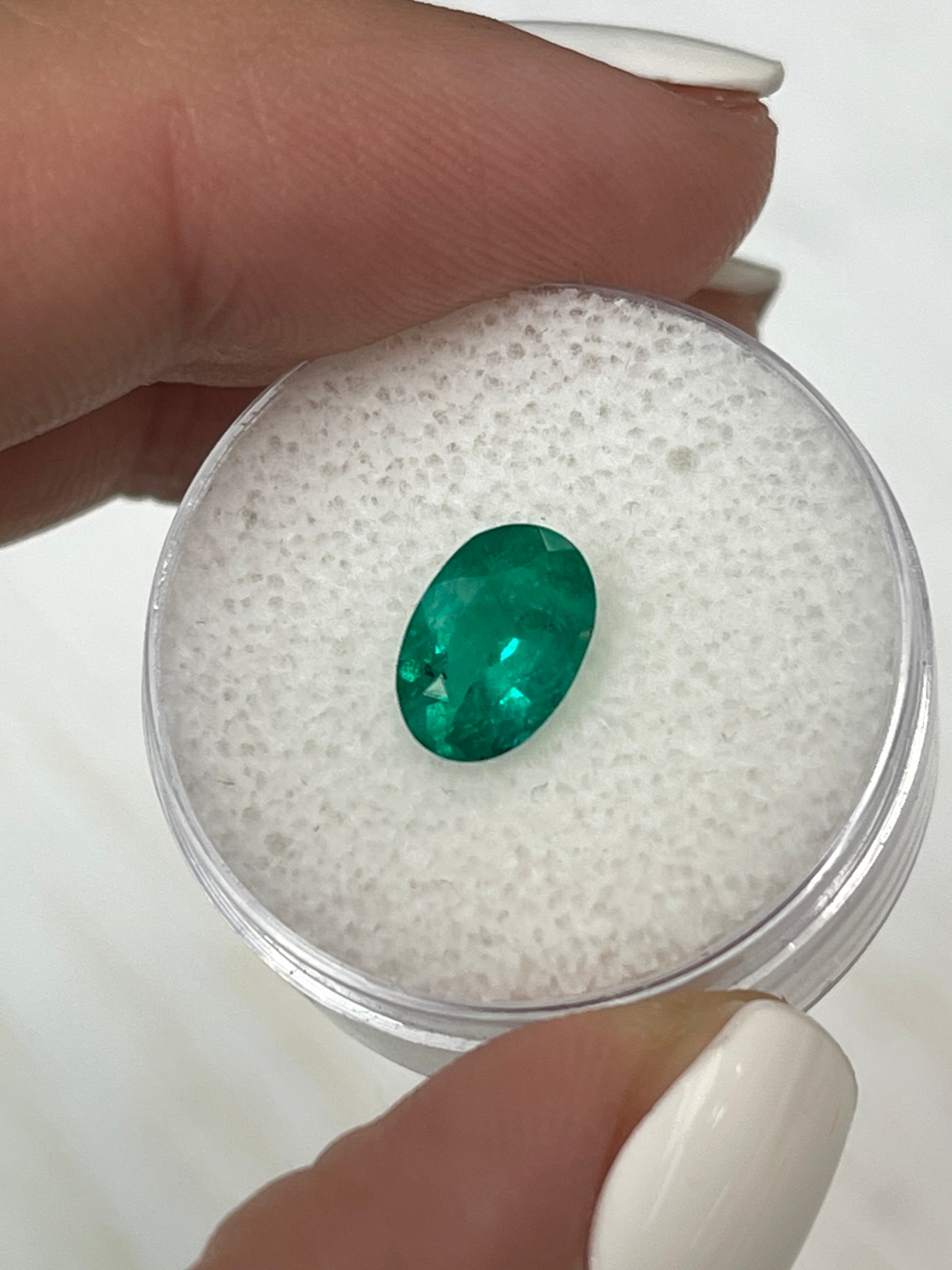 1.20 Carat GIA Certified 9x6mm Dark Green Natural Colombian Emerald Oval Cut Loose Gemstone for Engagement Rings & Fine Jewelry Making