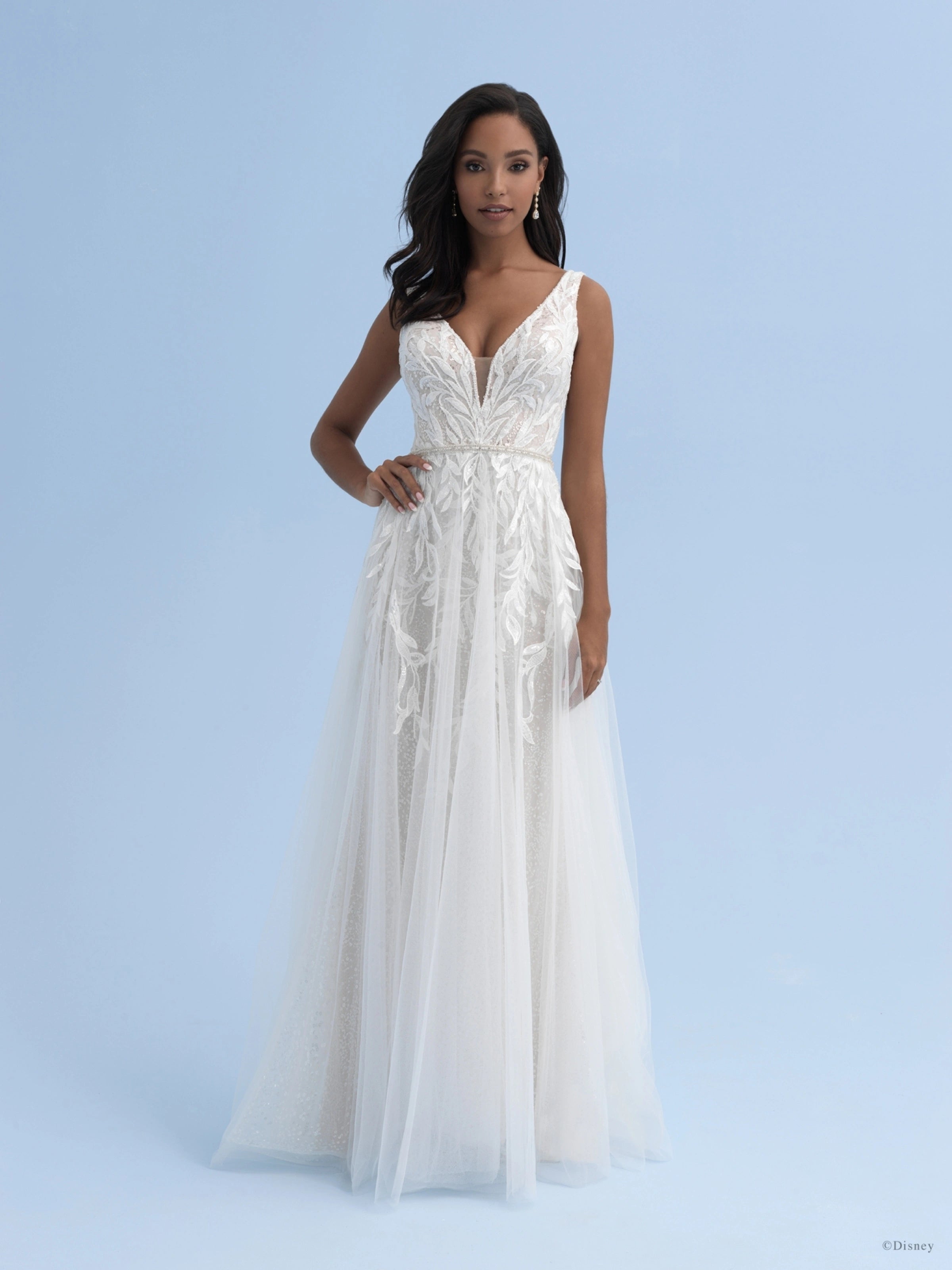 Allure D325 Plus Size 18 Wedding Dress - Elegant A-Line Gown for Brides, Prom & Special Occasions