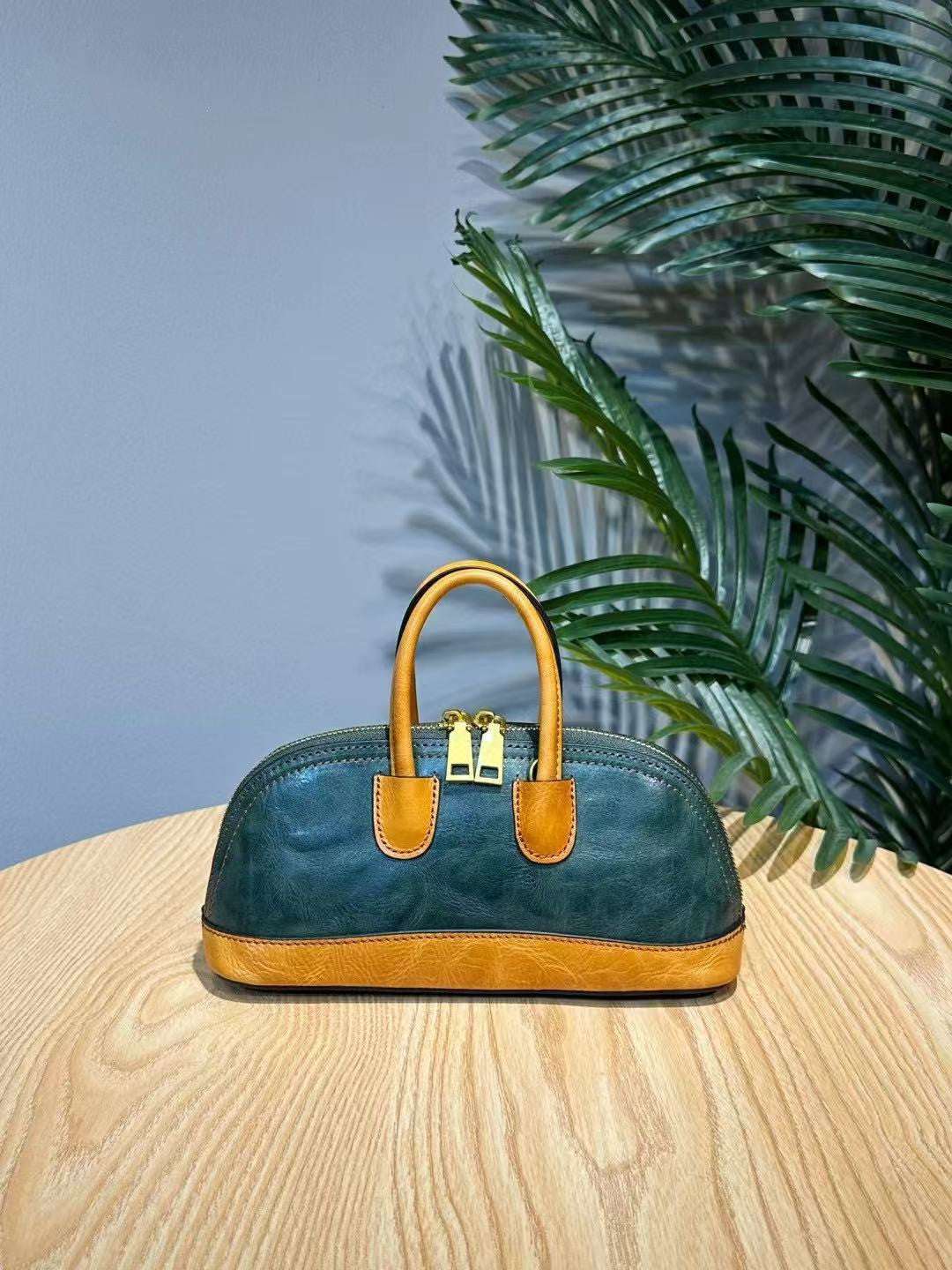 Vintage Mini Leather Bowling Bag for Women - Stylish & Durable Handbag for Casual Outings, Travel & Everyday Use