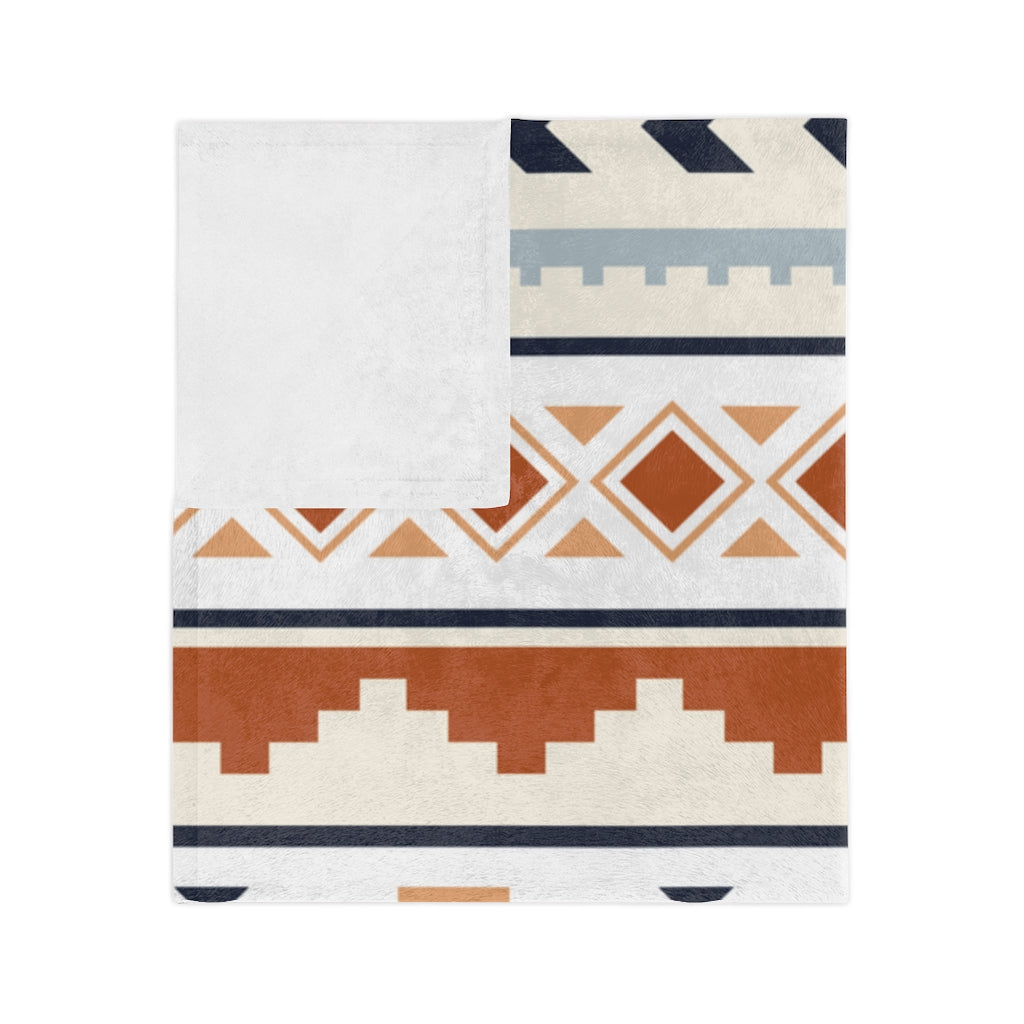 Dream Valley Velveteen Minky Throw Blanket - Ultra Soft Polyester Fleece Blanket for Nursery, Baby, Living Room & Couch - Perfect for Snuggling, Lounging & Home Decor (3 Sizes Available)