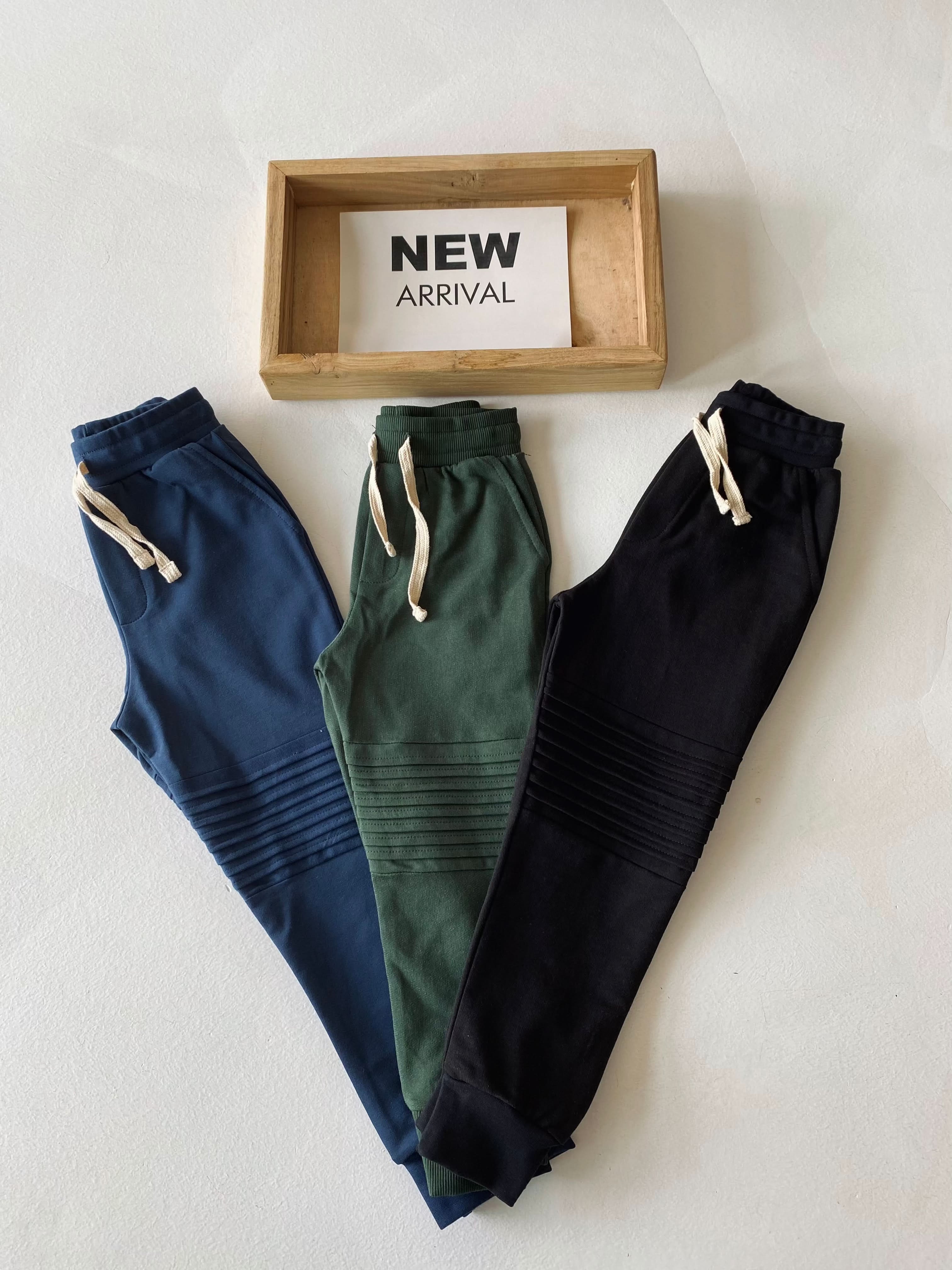 Elastic Waistband Kids Jogger Pants for Boys & Girls Ages 3-9 - Comfortable Playwear for School, Sports & Outdoor Activities