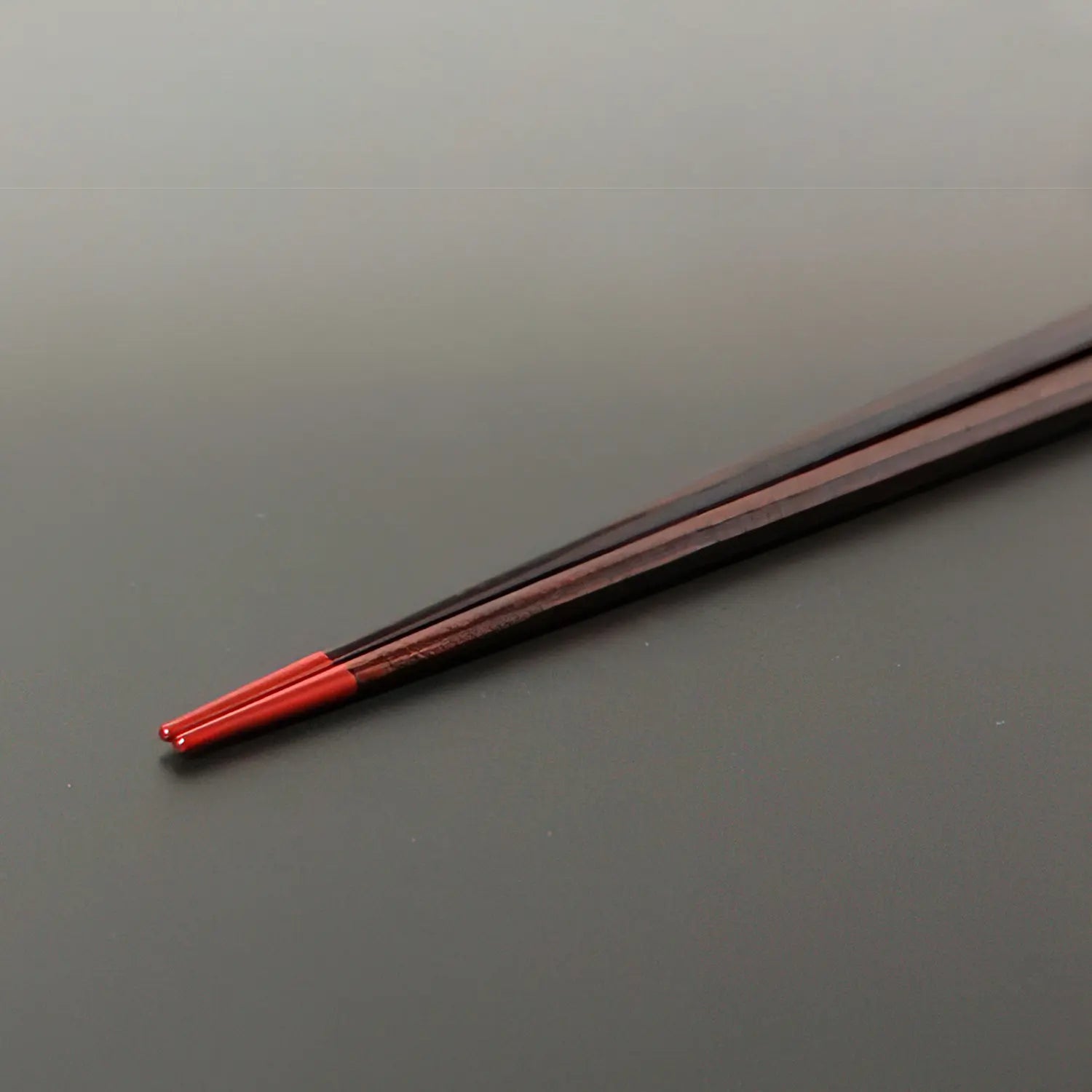 Premium Echizen Shikki Wood Couple Chopsticks - Handcrafted Japanese Lacquerware Dining Utensils for Romantic Dinners & Asian Cuisine | Perfect Gift for Anniversaries & Wedding