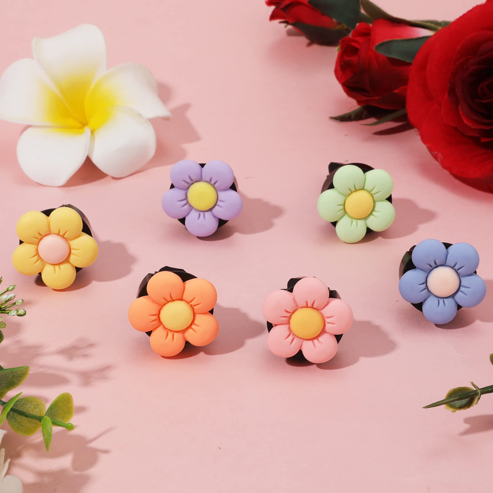 6PCS Daisy Air Vent Clips with Aromatherapy Pads - Cute Car Air Fresheners for Women, Car Vent Accessories & Interior Decor - Perfect for Sedans, SUVs and Office Spaces