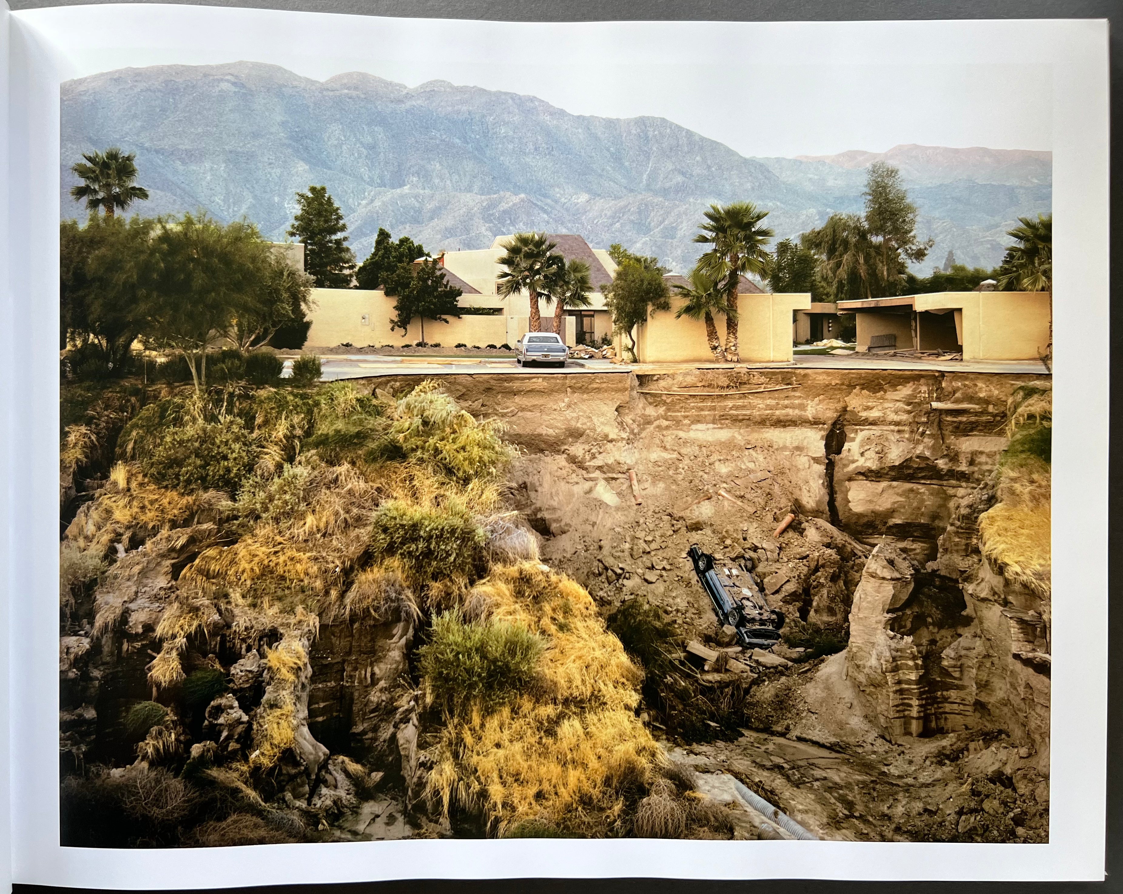 Joel Sternfeld: American Prospects - Photography Book of American Landscapes & Urban Scenes - Perfect for Art Lovers, Photographers & History Enthusiasts