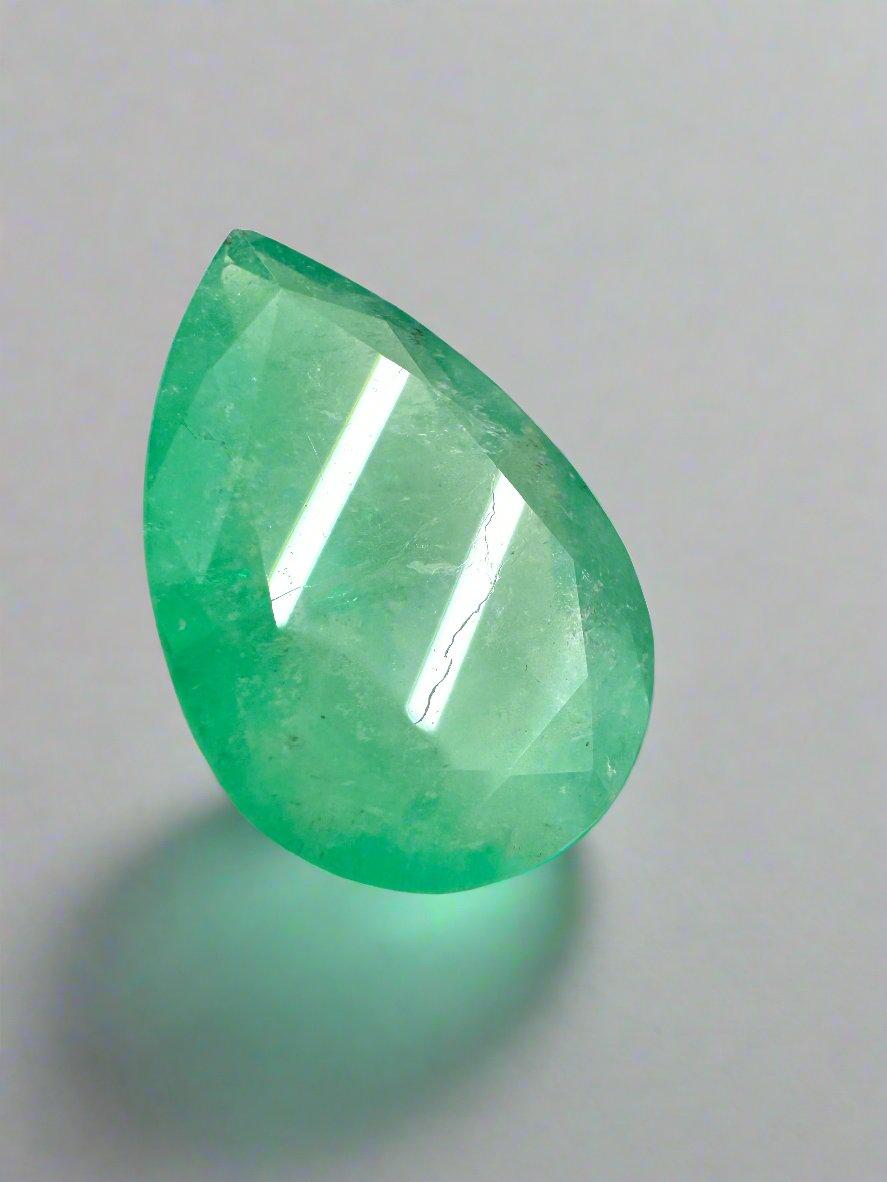 14.77 Carat Natural Colombian Emerald Pear Cut Loose Gemstone - Earthy Green 21x14mm for Jewelry Making, Engagement Rings & Luxury Gifts