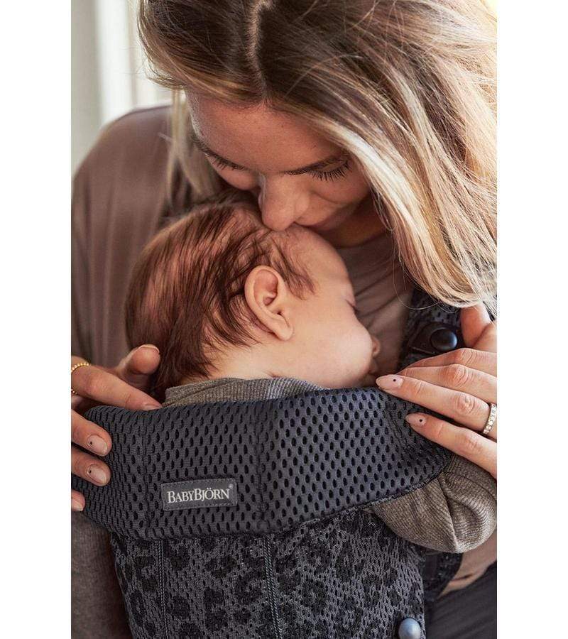 BabyBjorn Baby Carrier Mini 3D Mesh - Lightweight & Breathable Infant Carrier for Newborns to Toddlers - Perfect for Travel, Hiking & Everyday Use