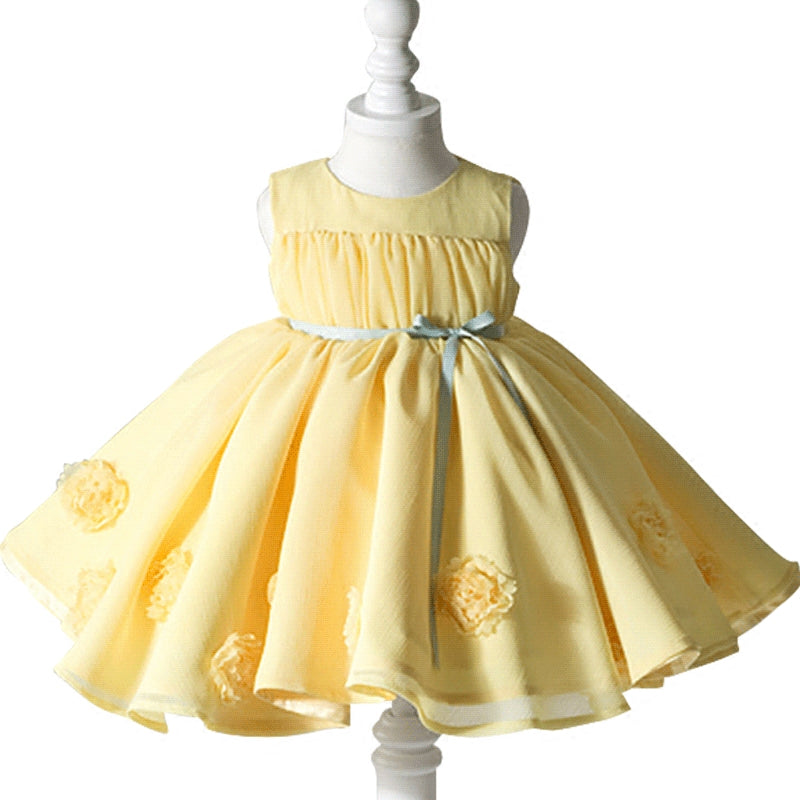 Beautiful Baby Girl Baptism Dress - White Lace Toddler Communion Gown for Christening & First Birthday - Perfect for Church Ceremonies, Photo Shoots & Special Occasions