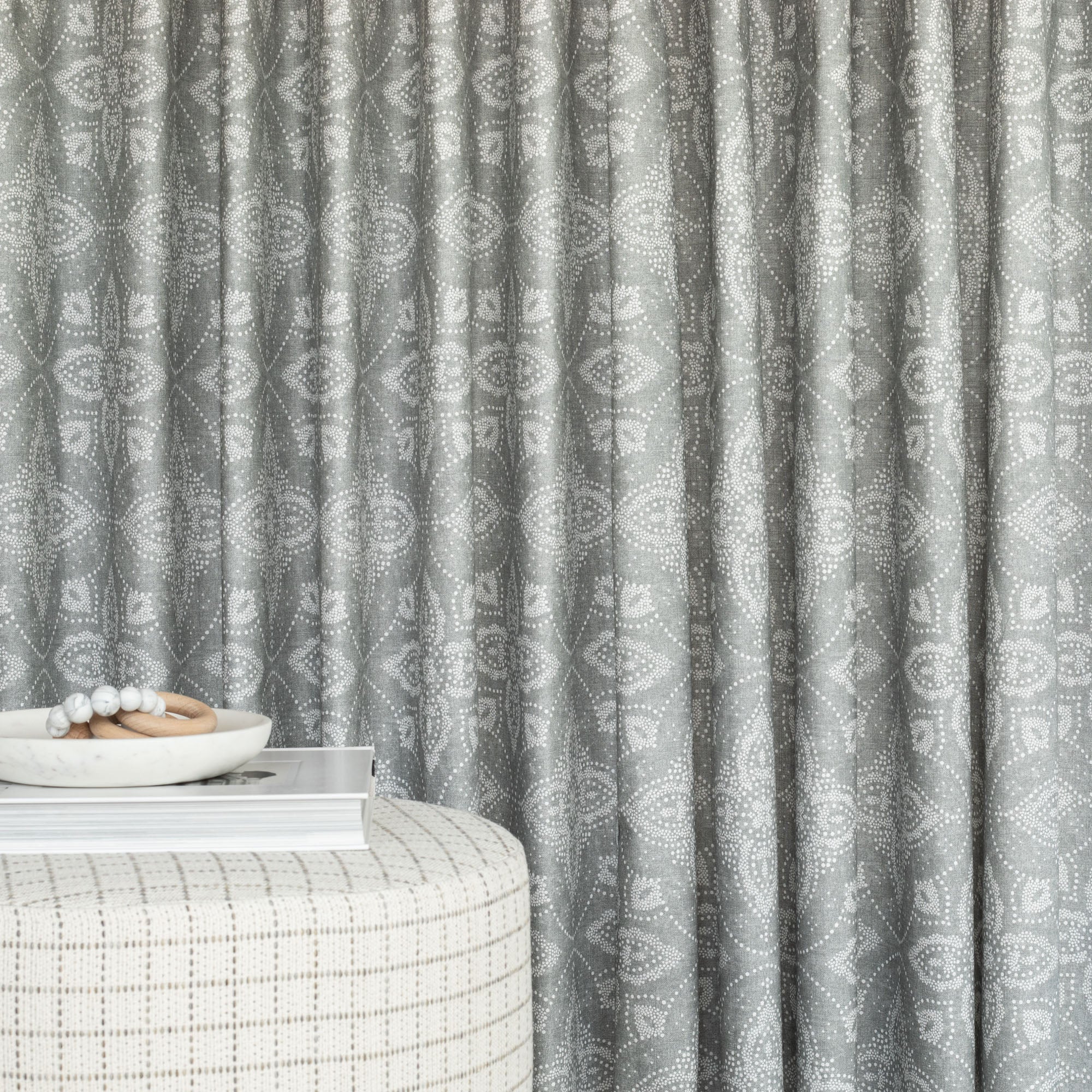 Premium Dixie Cotton Fabric - Soft & Durable Fog Grey Material for Quilting, Sewing & DIY Crafts | Perfect for Home Decor, Apparel & Upholstery Projects