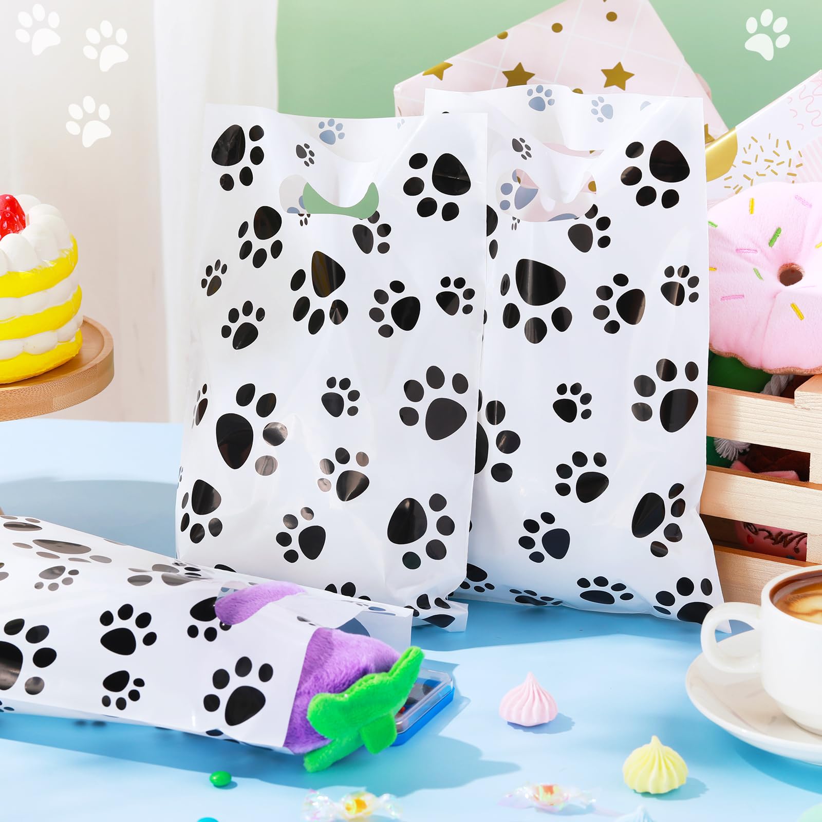 Pasimy 100 Pcs Dog Paw Print Plastic Treat Bags with Handle - Bulk Pet Party Favor Candy Goodie Bags for Dog Birthday, Puppy Shower & Holiday Celebrations (White & Black) - Perfect for Dog Treats, Party Decorations & Gift Giving