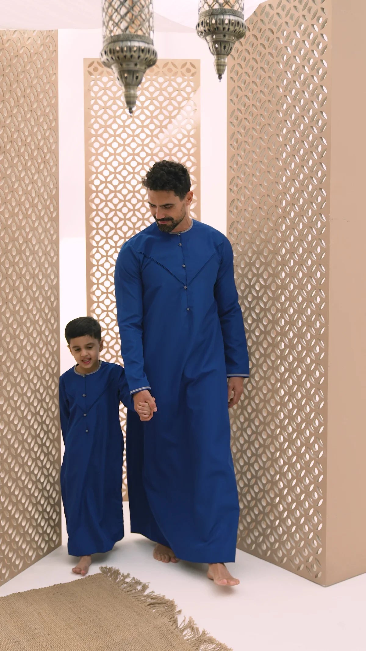 Premium Emirati Faris Thobe Jubba for Men - Ocean Blue Traditional Arabic Robe - Perfect for Eid, Weddings & Special Occasions