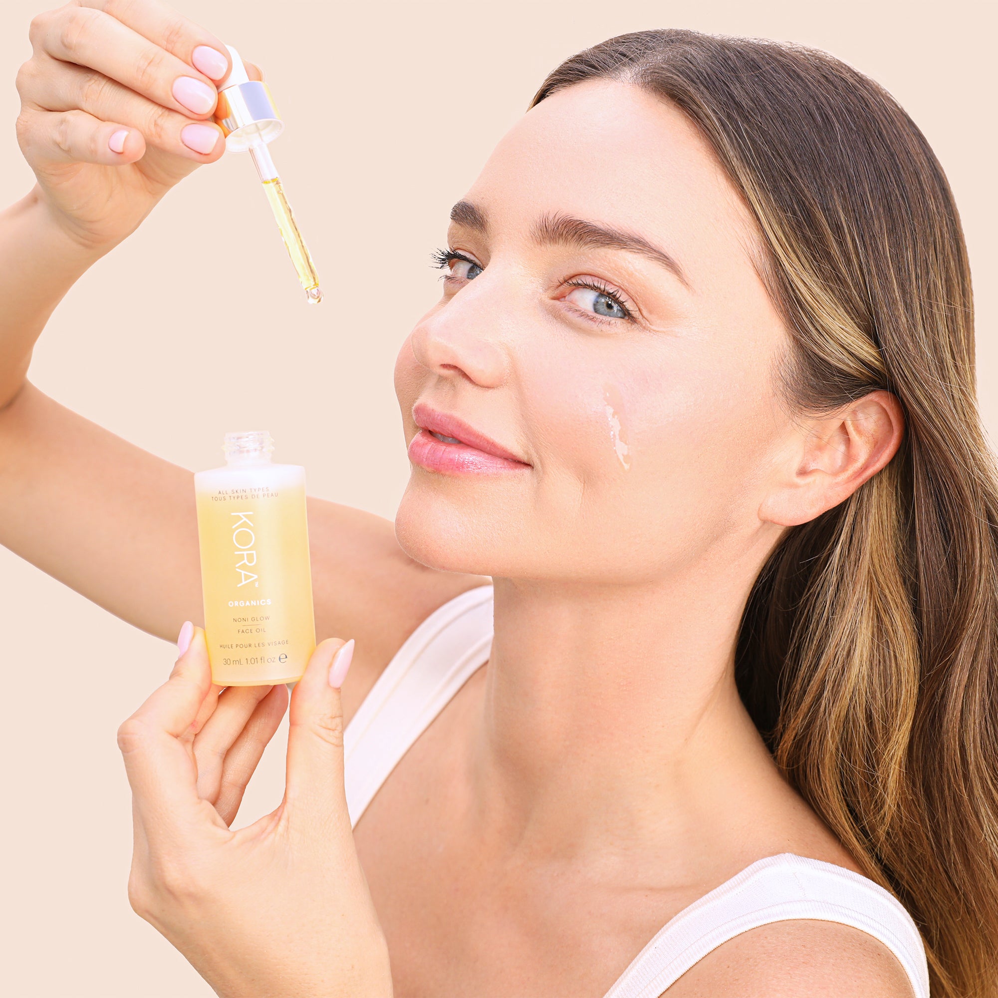 Organic Noni Glow Face Oil for Radiant Skin - Anti-Aging, Hydrating & Brightening Facial Treatment - Perfect for Night Routine & Dry Skin Care