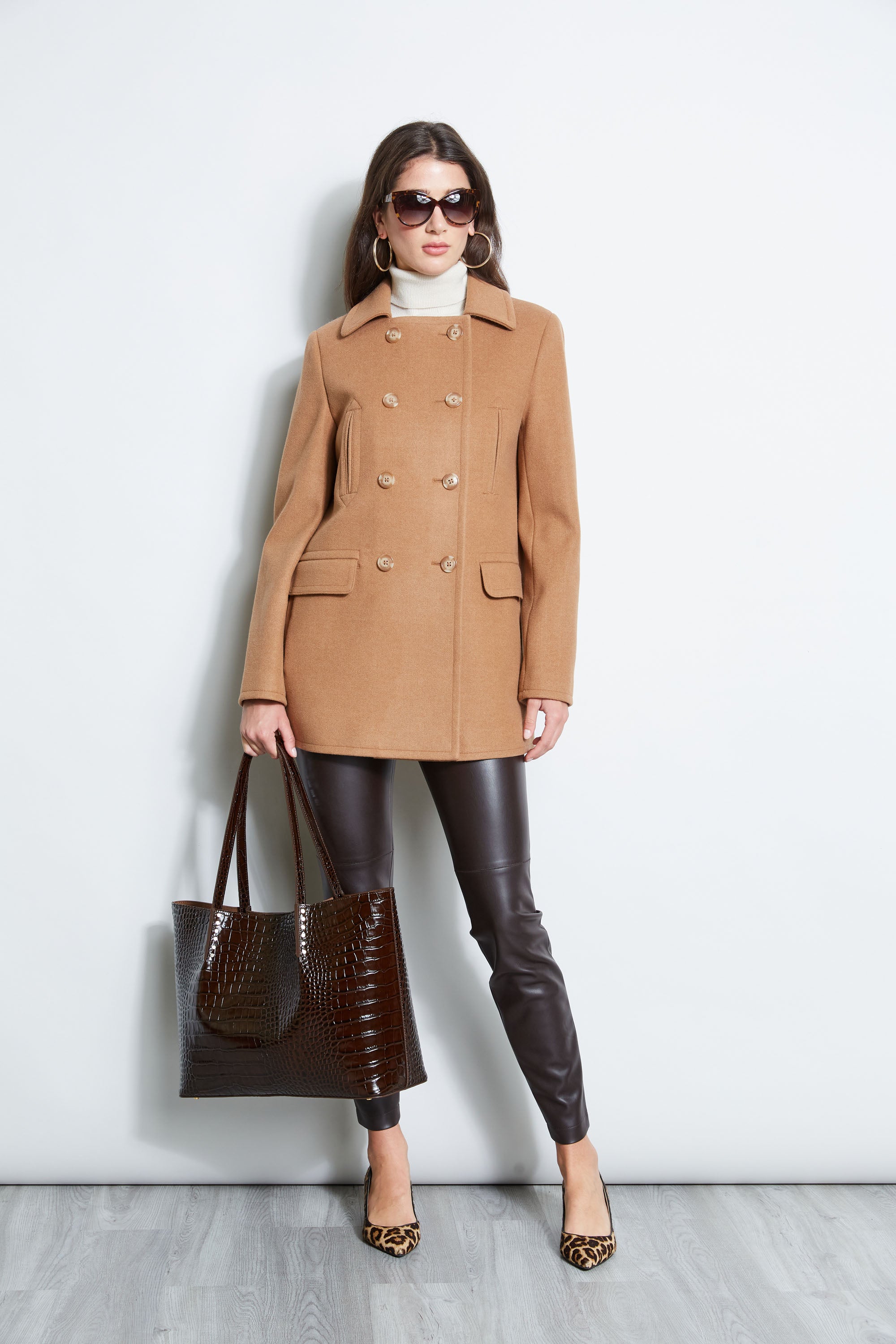 Women's Stylish Faux Fur Collar Peacoat Winter Coat - Warm Elegant Outerwear for Cold Weather, Office & Evening Events