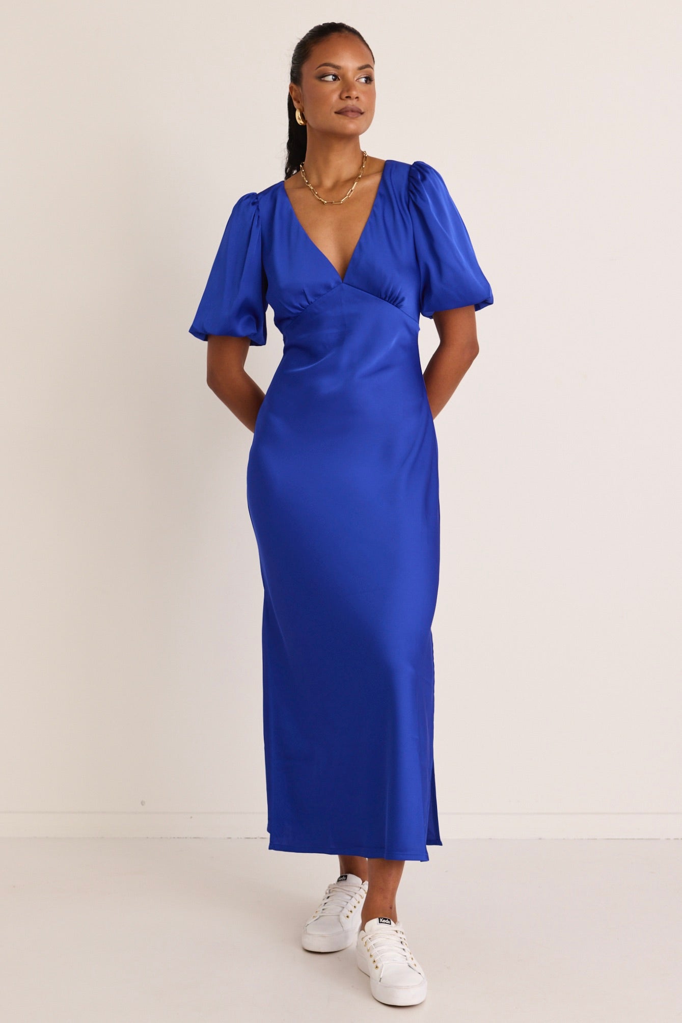 Elegant Aura Electric Blue Puff Sleeve Bias Maxi Dress for Women | Flowy Summer Beach Wedding Party Dress | Perfect for Beach Vacations, Date Nights & Special Occasions