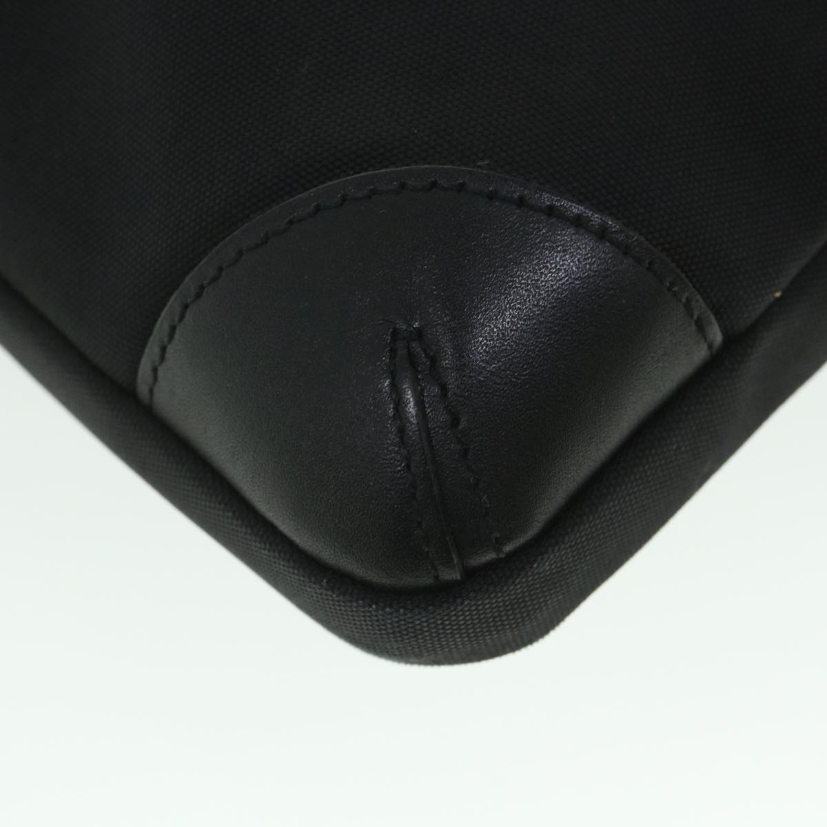 Stylish Black Nylon Shoulder Bag for Women & Men - Lightweight Durable Crossbody Purse - Perfect for Travel, Work & Everyday Use