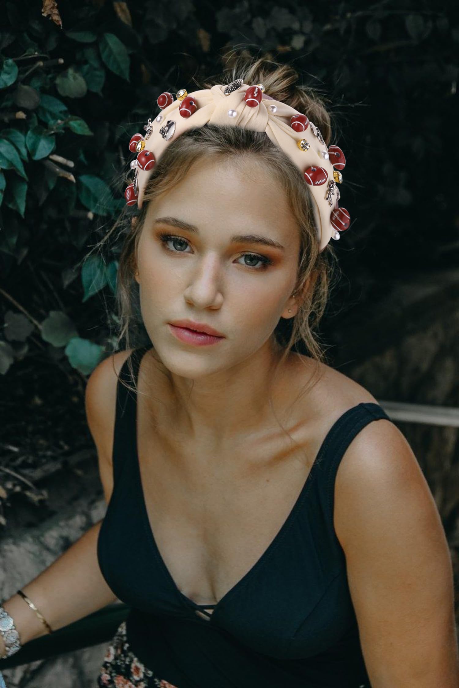 **Women's Rhinestone Football Headband - Pearl & Crystal Jeweled Knotted Hair Accessory for Game Day, Sports Events & Gifts**    *Use Cases: Perfect for football games, tailgate parties, sports events, or as a stylish gift for female fans.*