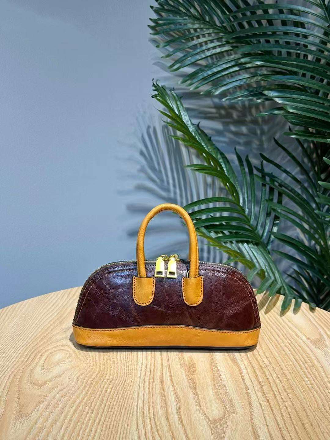 Vintage Mini Leather Bowling Bag for Women - Stylish & Durable Handbag for Casual Outings, Travel & Everyday Use
