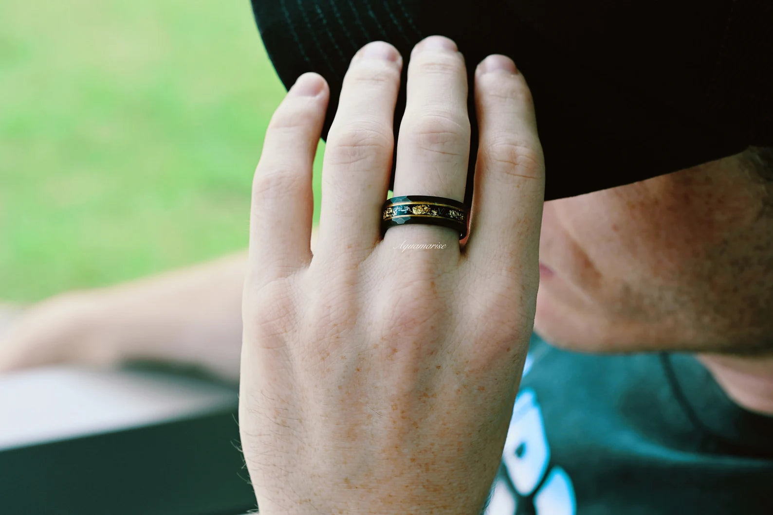 Black Onyx & Meteorite Gold Leaf Couples Ring - Elegant Matching Wedding Bands for Him & Her - Perfect for Anniversaries, Engagements and Romantic Gifts