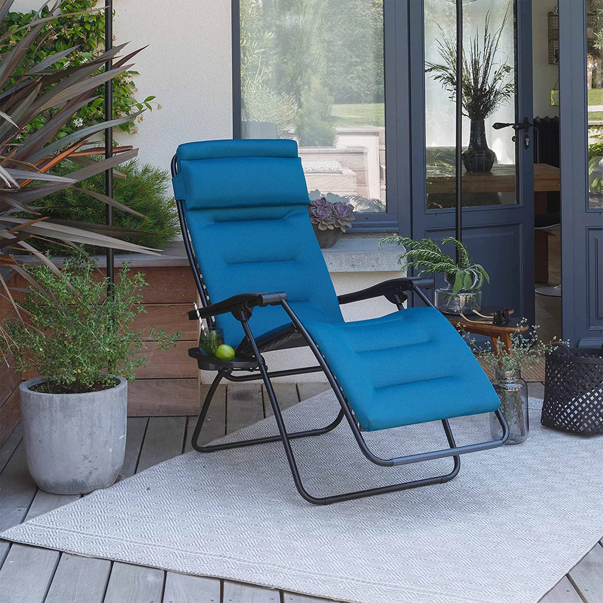 Lafuma RSX Clip AC US - Lightweight Camping Chair with Cup Holder, Portable Folding Beach Chair for Outdoor, Picnic, Travel, and Backpacking (Coral Blue)