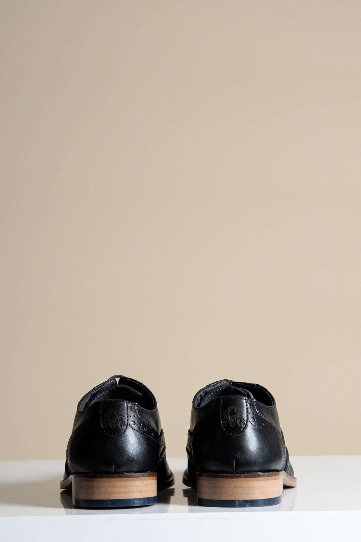 MARCO Black & Grey Leather Wingtip Oxford Shoes for Men - Classic Dress Shoes for Business, Office & Formal Occasions