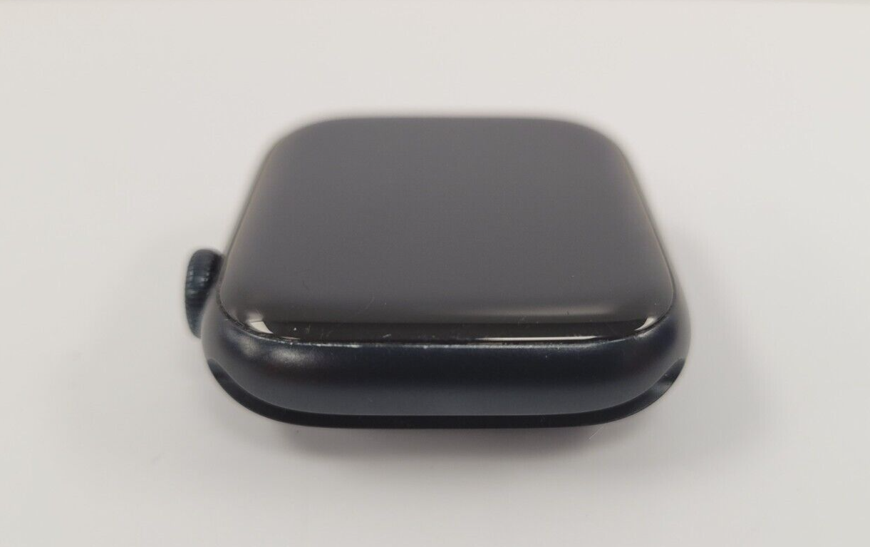 Apple Watch Series 8 (A2774) - GPS + Cellular Smartwatch for Fitness Tracking & Health Monitoring - Perfect for Workouts, Running & Daily Activity Tracking