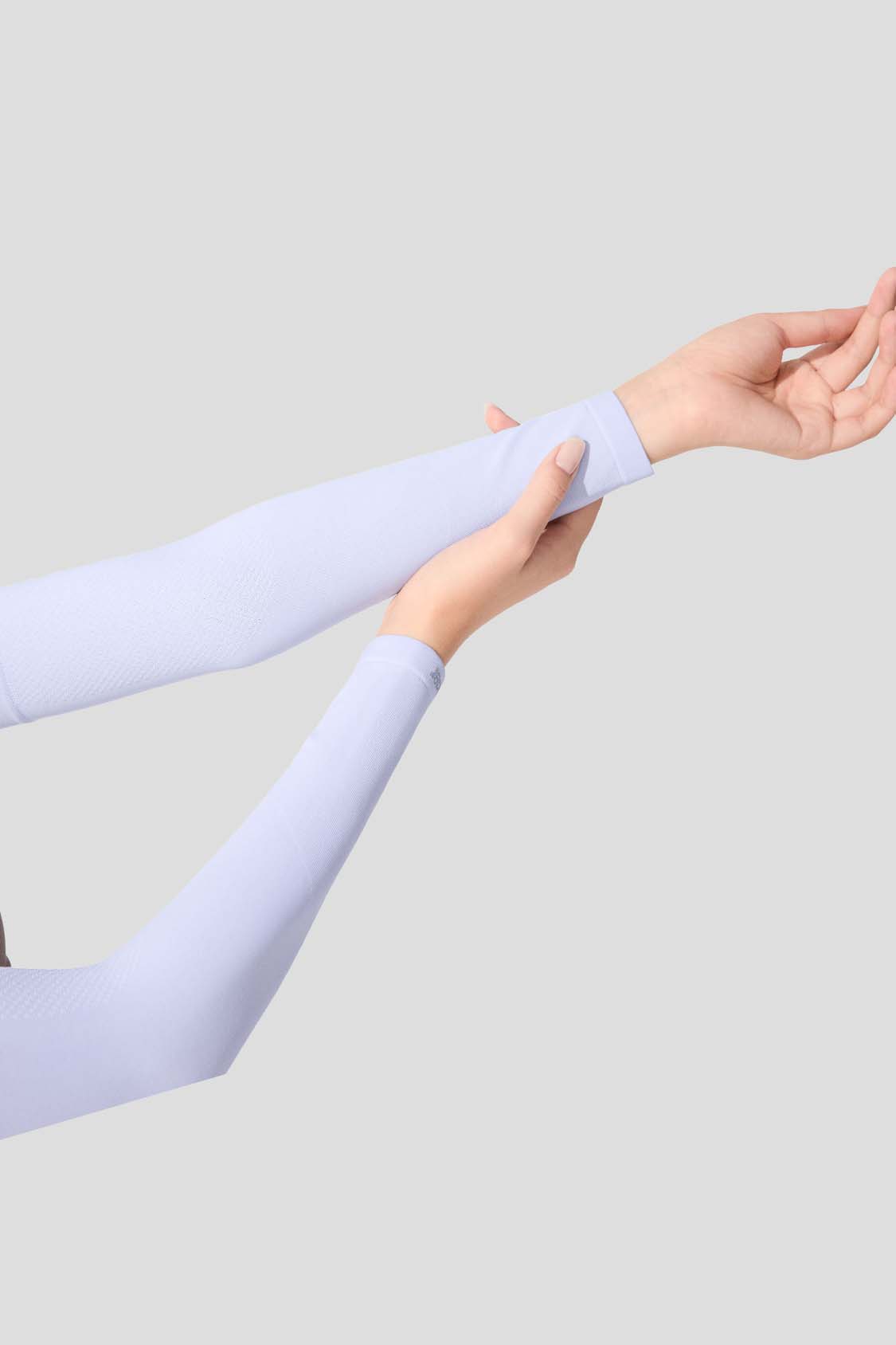 FlexShield Women's High Stretch Sun Sleeves UPF50+ UV Protection Arm Sleeves - Perfect for Running, Hiking, Golf & Outdoor Activities