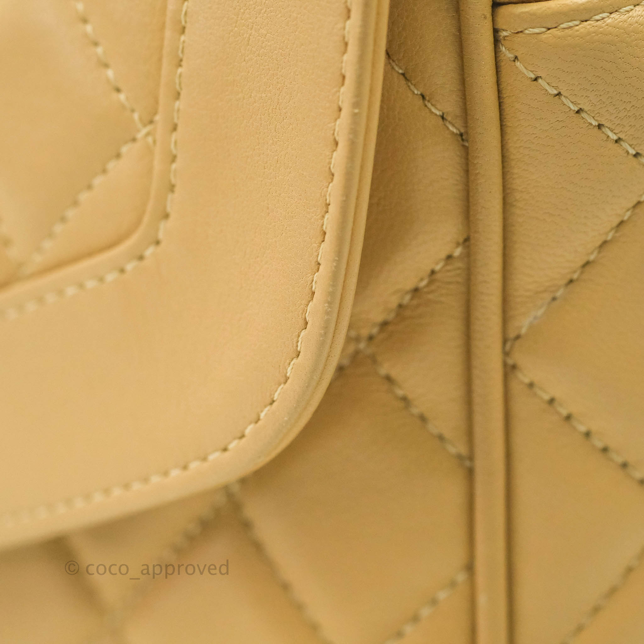 Vintage Chanel Coco Camera Bag in Beige Calfskin Leather with Gold Hardware - Perfect for Everyday Use, Travel & Special Occasions