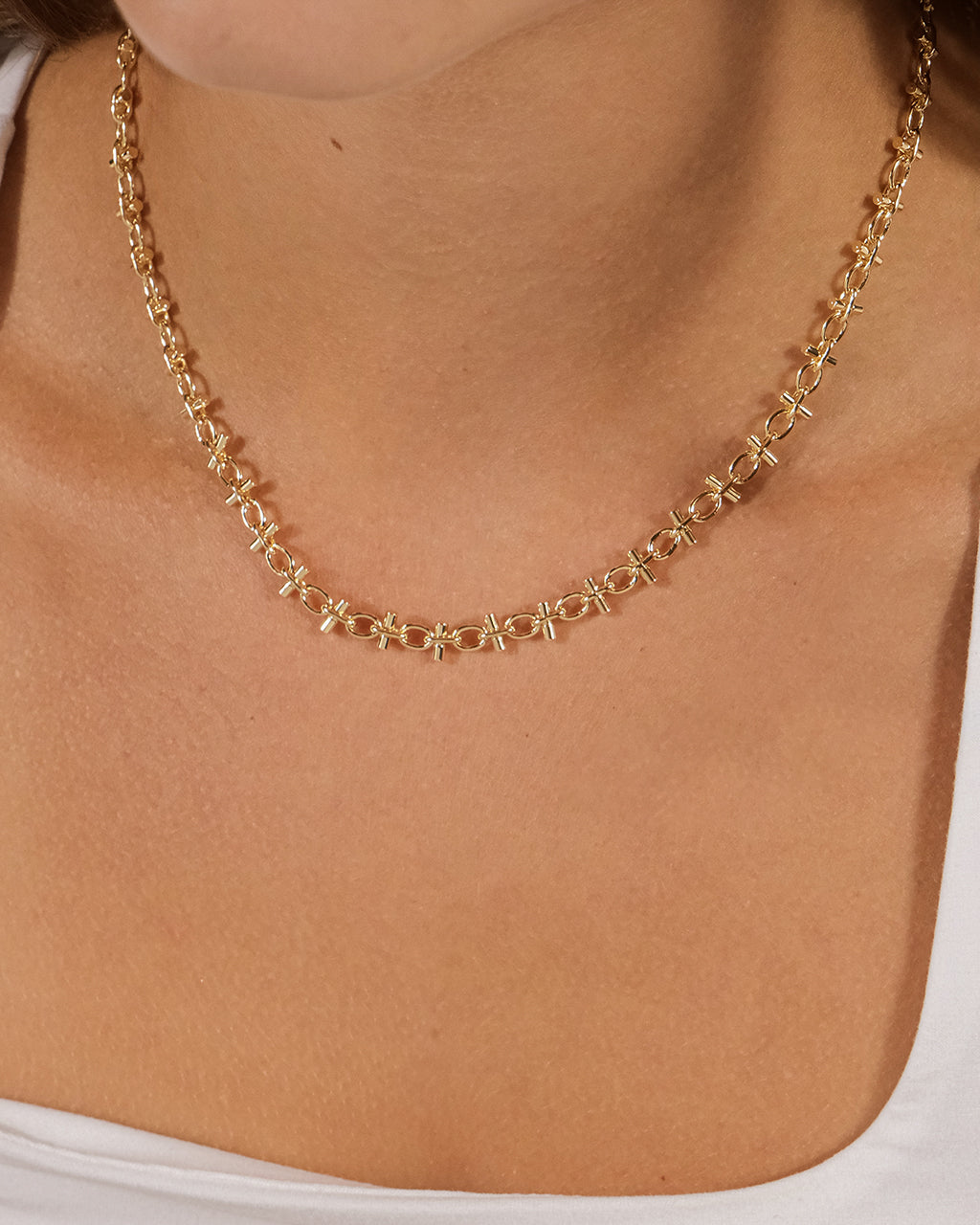 Amaya Chain Link Necklace for Women - Elegant Gold Plated Jewelry Gift for Birthday, Anniversary & Valentine's Day - Perfect for Everyday Wear & Special Occasions