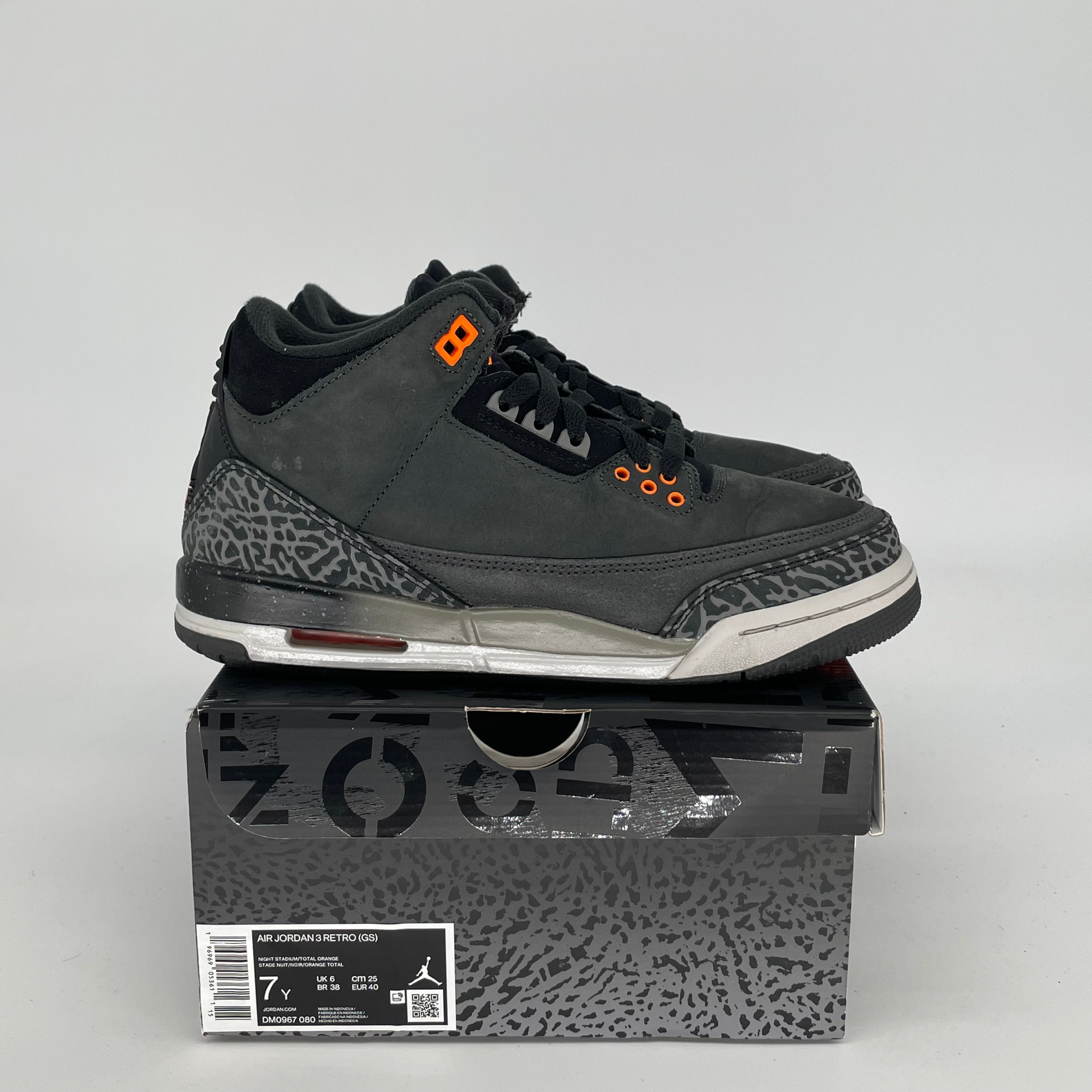 Air Jordan 3 Fear Sneakers - Size 7/8.5W (DM0967-080) - Retro Basketball Shoes for Men & Women - Perfect for Streetwear, Sports & Casual Outfits