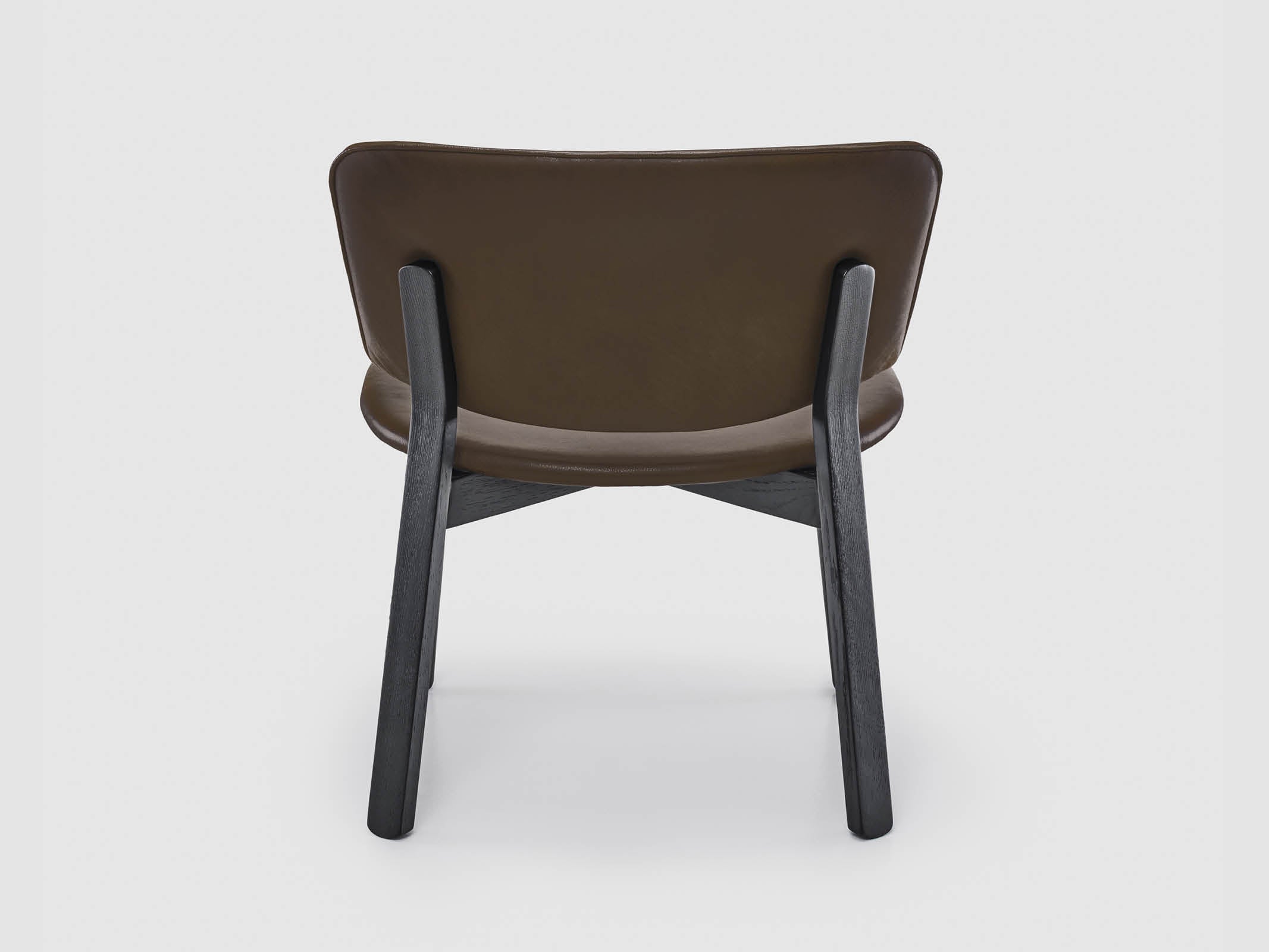 Pinta Lounge Chair - Modern Accent Chair for Living Room, Bedroom, or Office - Comfortable & Stylish Seating for Relaxing, Reading, or Napping