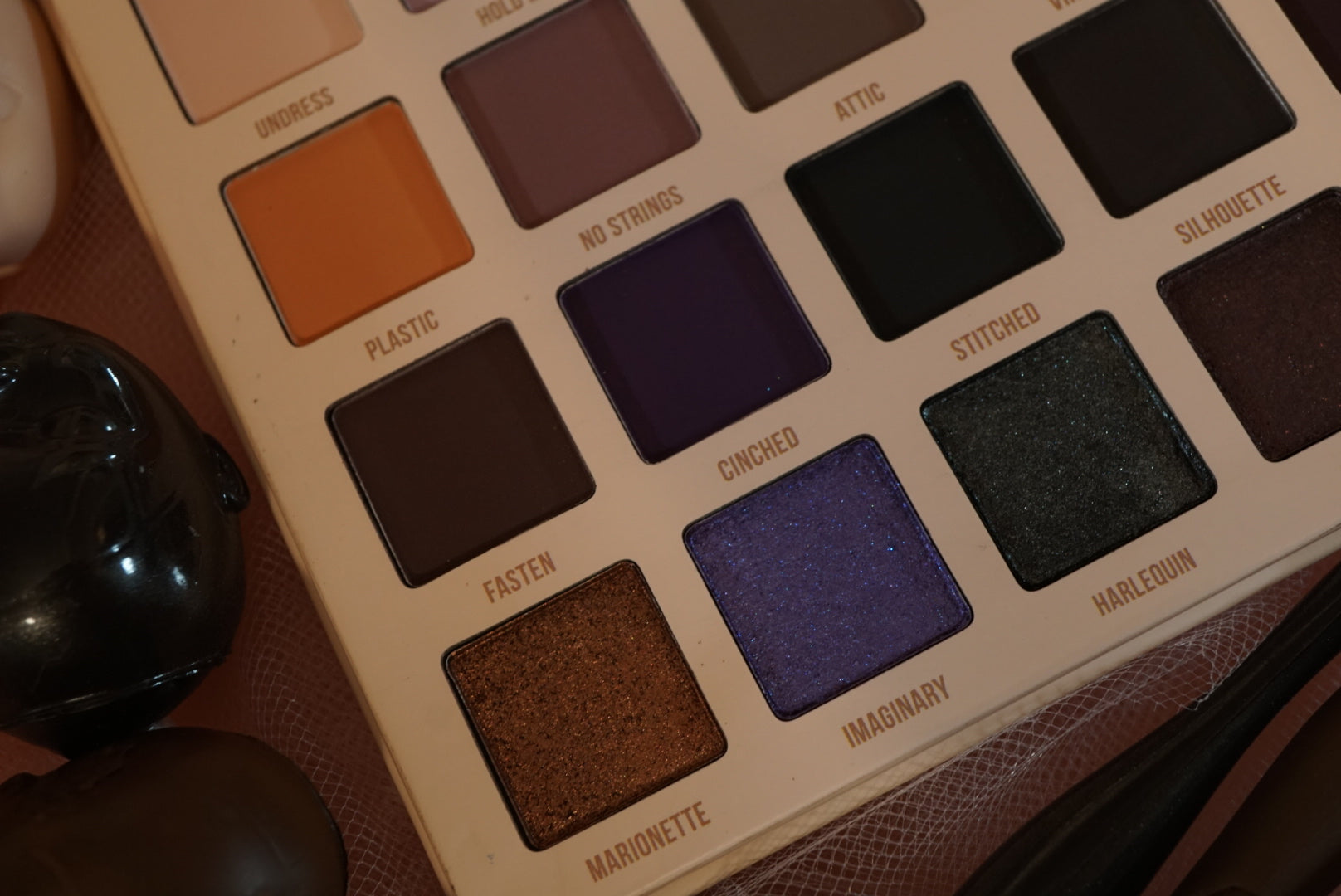 Best Dollhouse Eyeshadow Palette - 12 Highly Pigmented Matte & Shimmer Shades for Stunning Eye Makeup | Perfect for Day & Night Looks, Parties & Special Occasions