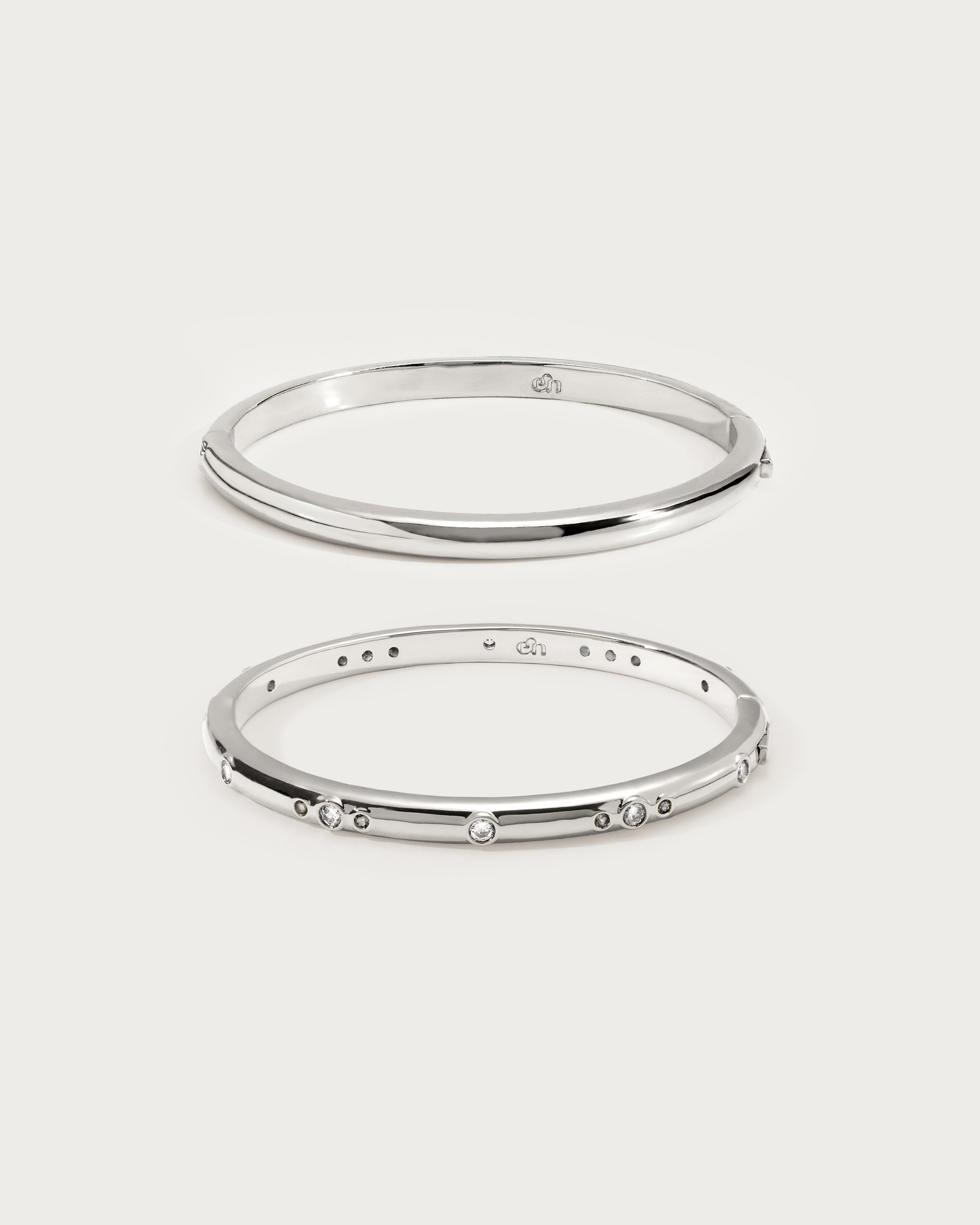 Elegant Silver Bangle Bracelet for Women - Minimalist & Dainty Jewelry Gift for Her - Perfect for Parties, Weddings & Everyday Wear