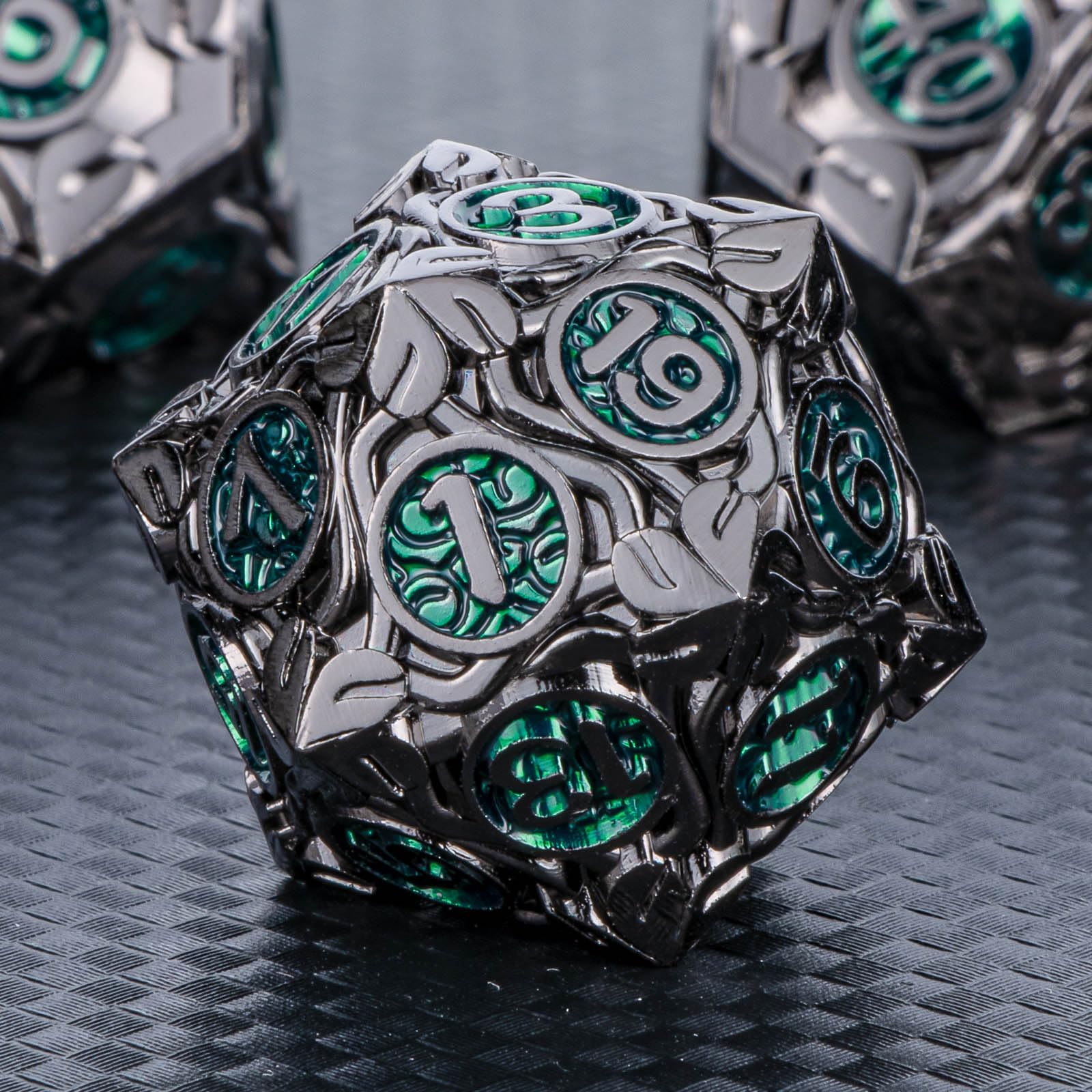 Premium 7-Piece Metal DND Dice Set for Dungeons & Dragons - Nature Vines Leaf Design Polyhedral RPG Dice (D20, D12, D10, D8, D6, D4) with Gift Box - Perfect for Tabletop Gaming, RPG Sessions & Collector's Display